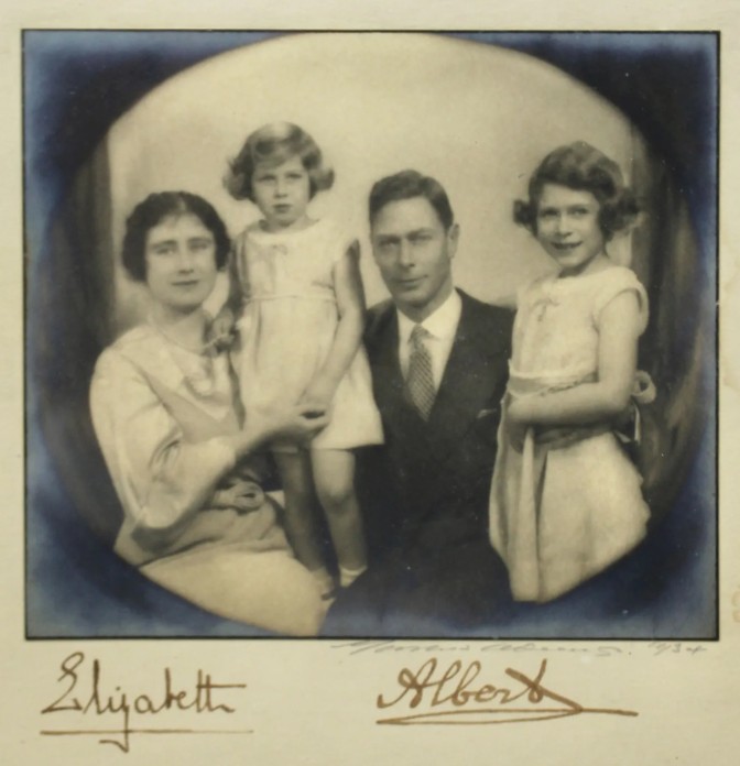 Predmeti kraljice Elizabete II.