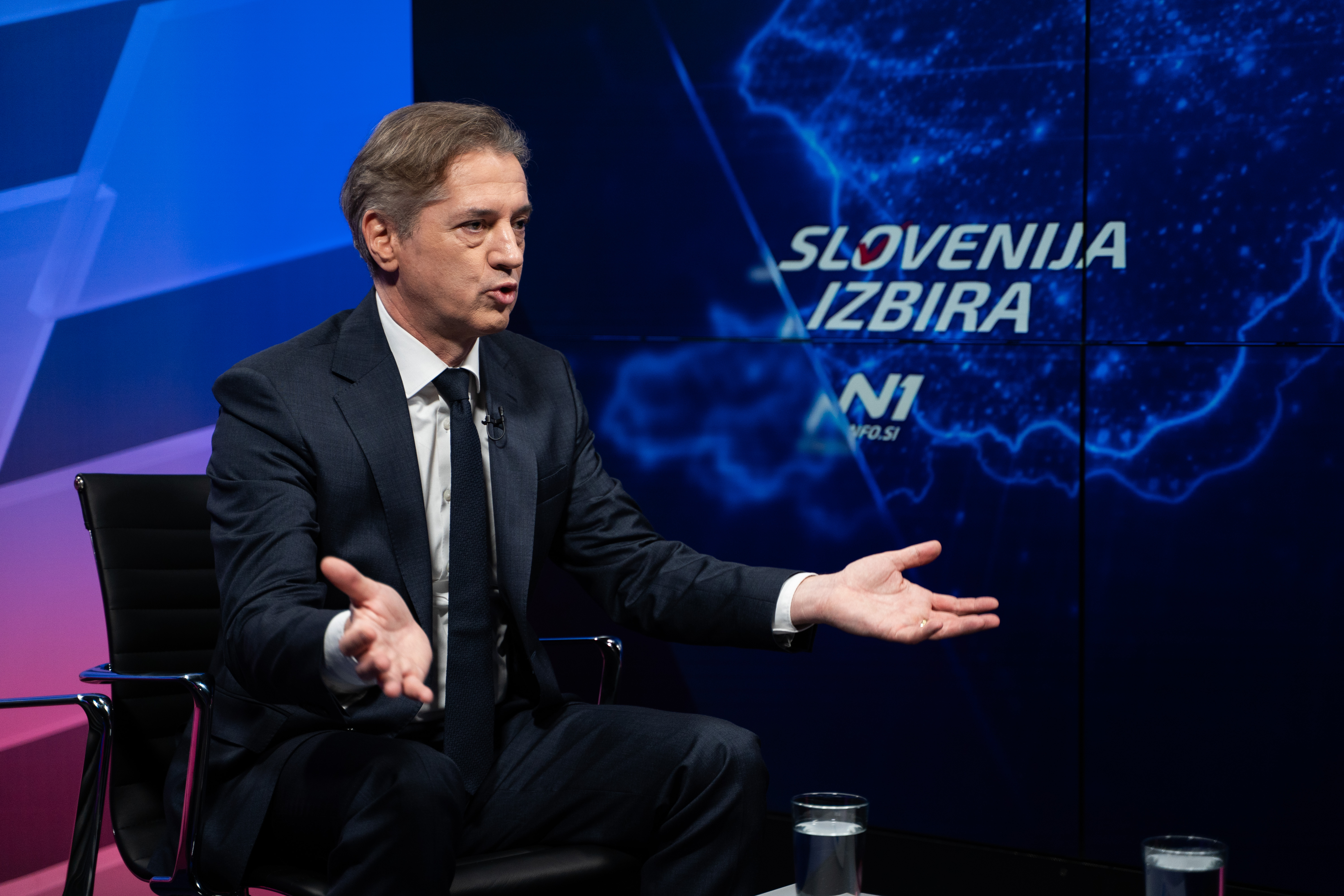 Robert Golob, Miha Orešnik, soočenje 2026, volitve