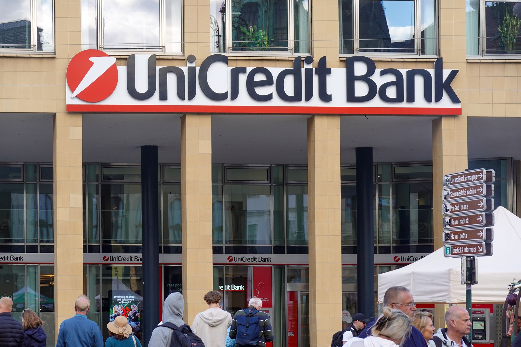 UniCredit poslovalnica