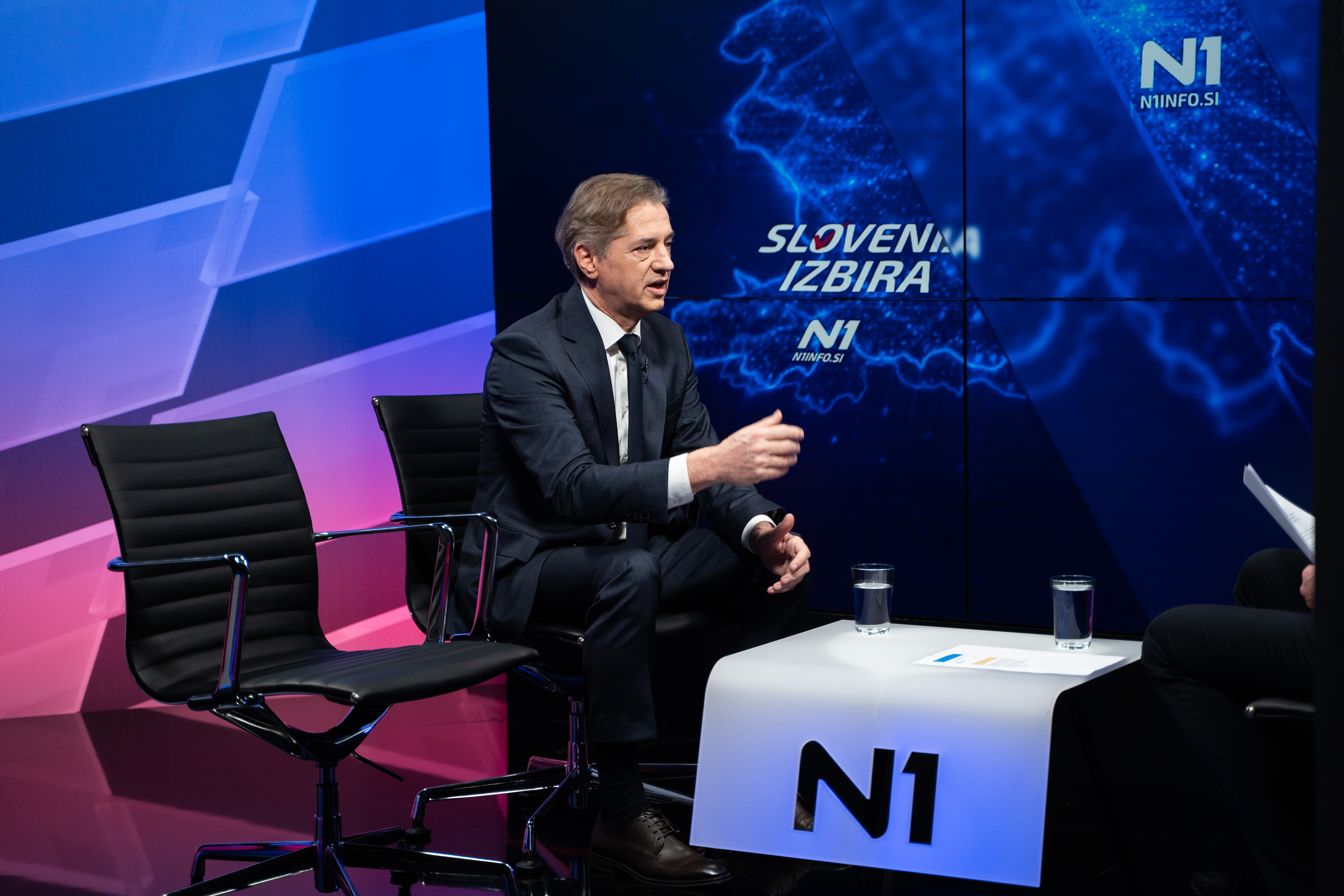 Robert Golob, Miha Orešnik, soočenje 2026, volitve