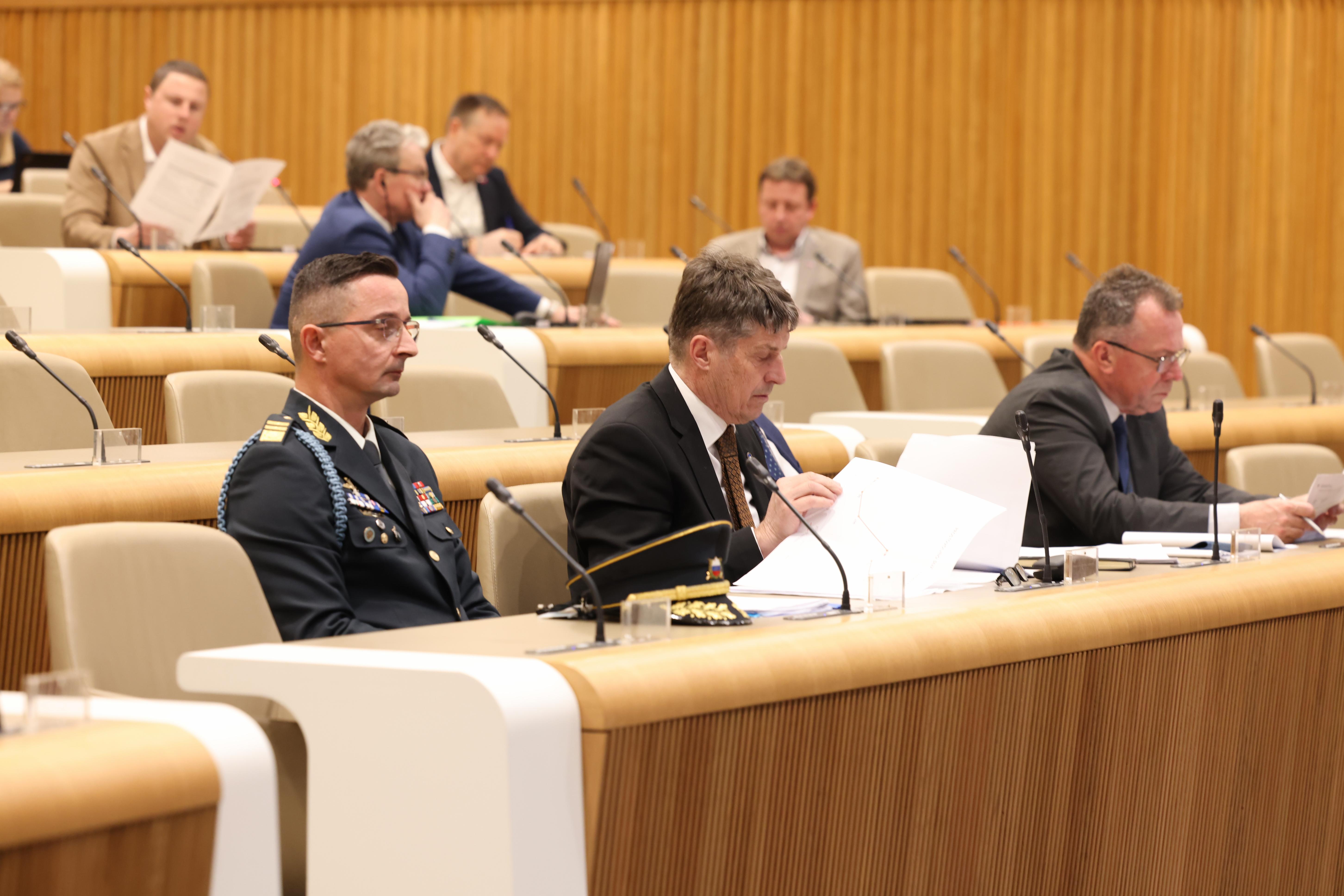 Nujna seja odbora za obrambo