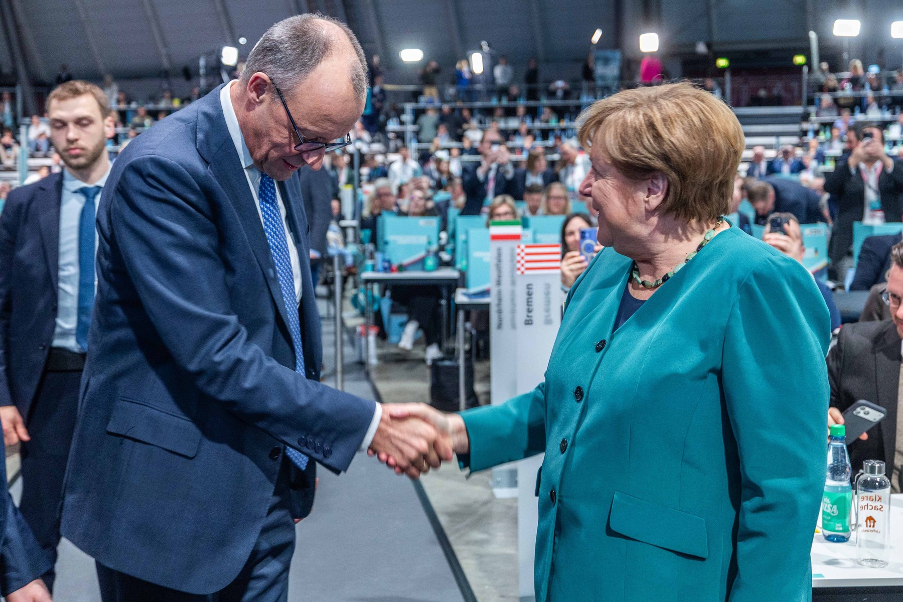 Friedrich Merz in Angela Merkel