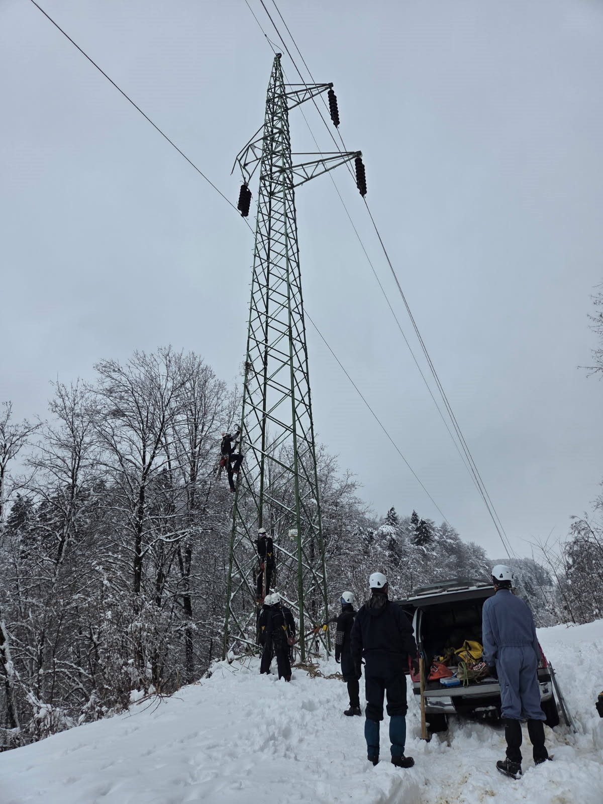 Fotografije s terena, Elektro Maribor