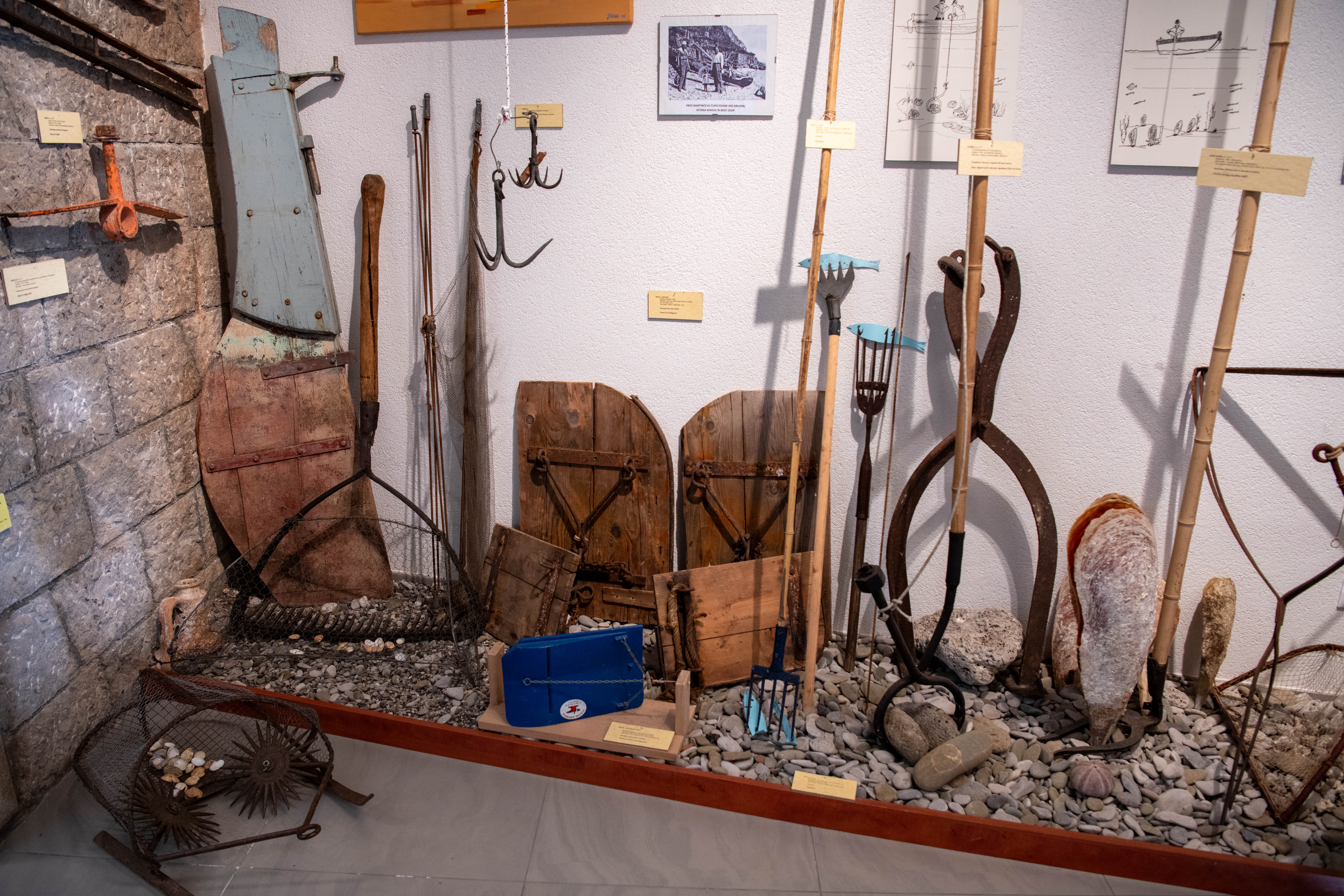 Pripomočki za nabiranje školjk