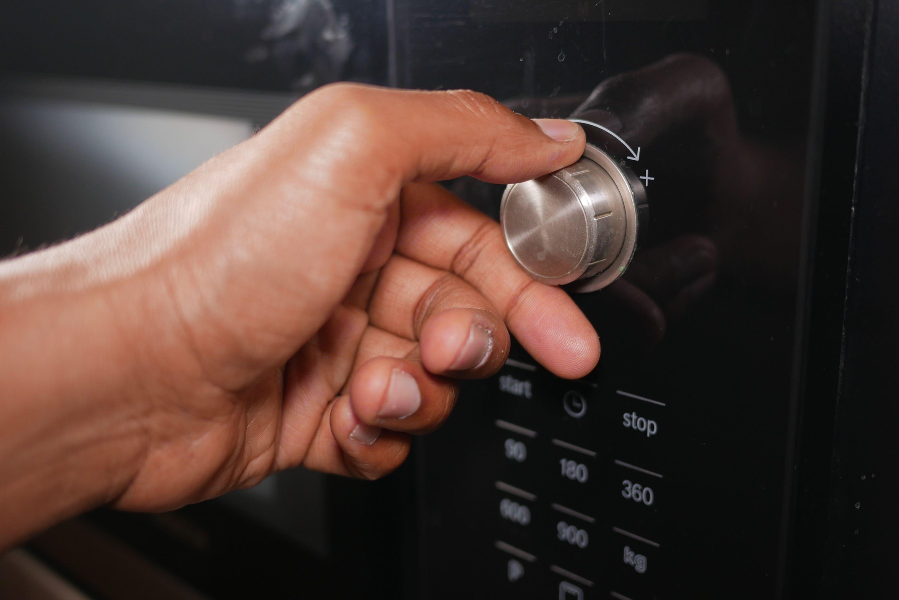 Mikrovalovka, mikrovalovna pečica