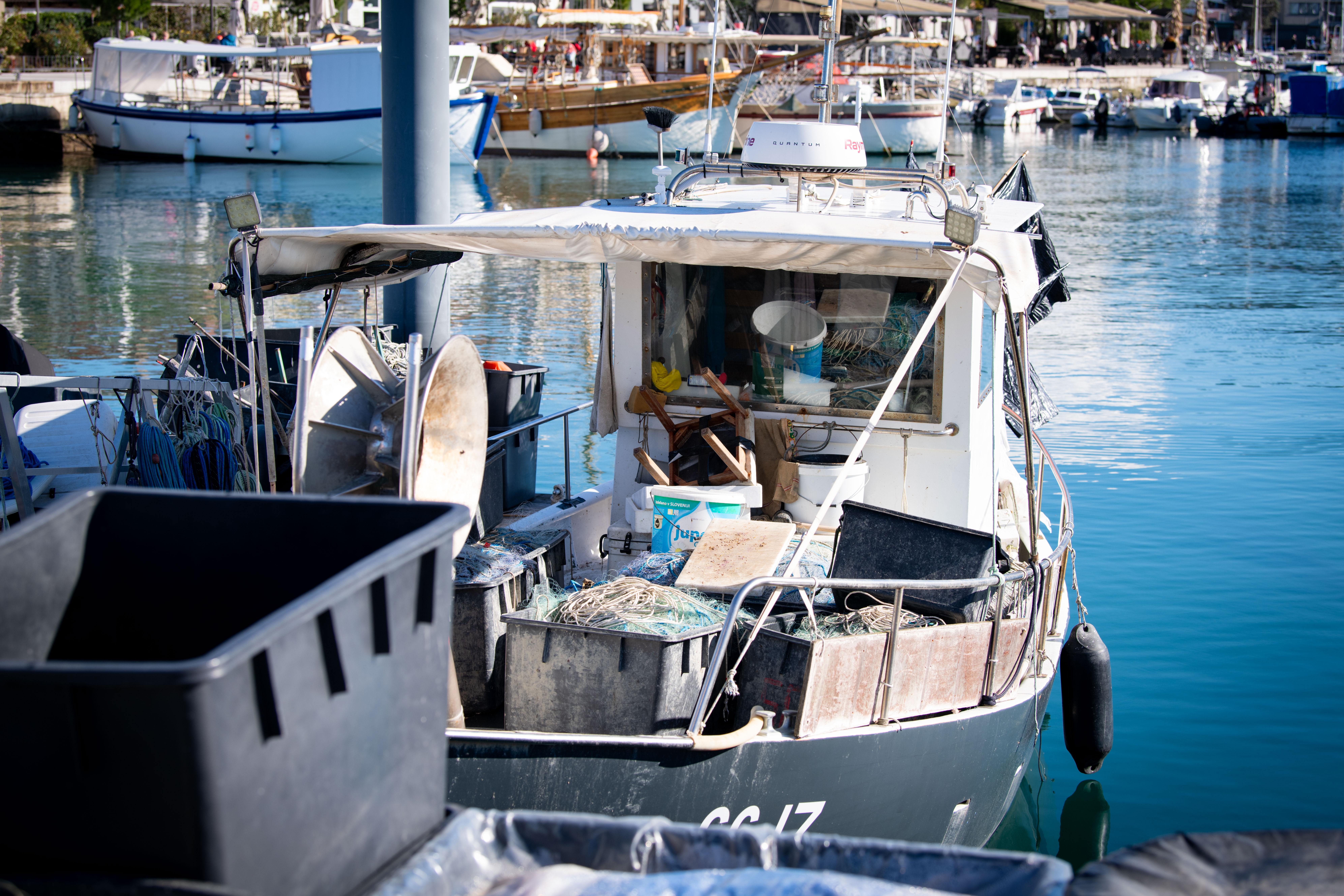 Ribiške ladje in oprema