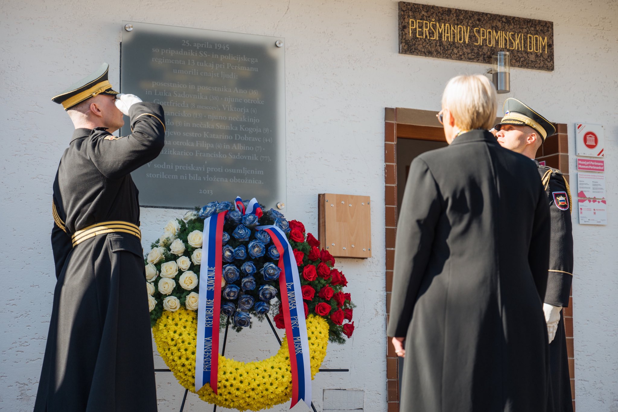 Nataša Pirc Musar na Peršmanovi domačiji