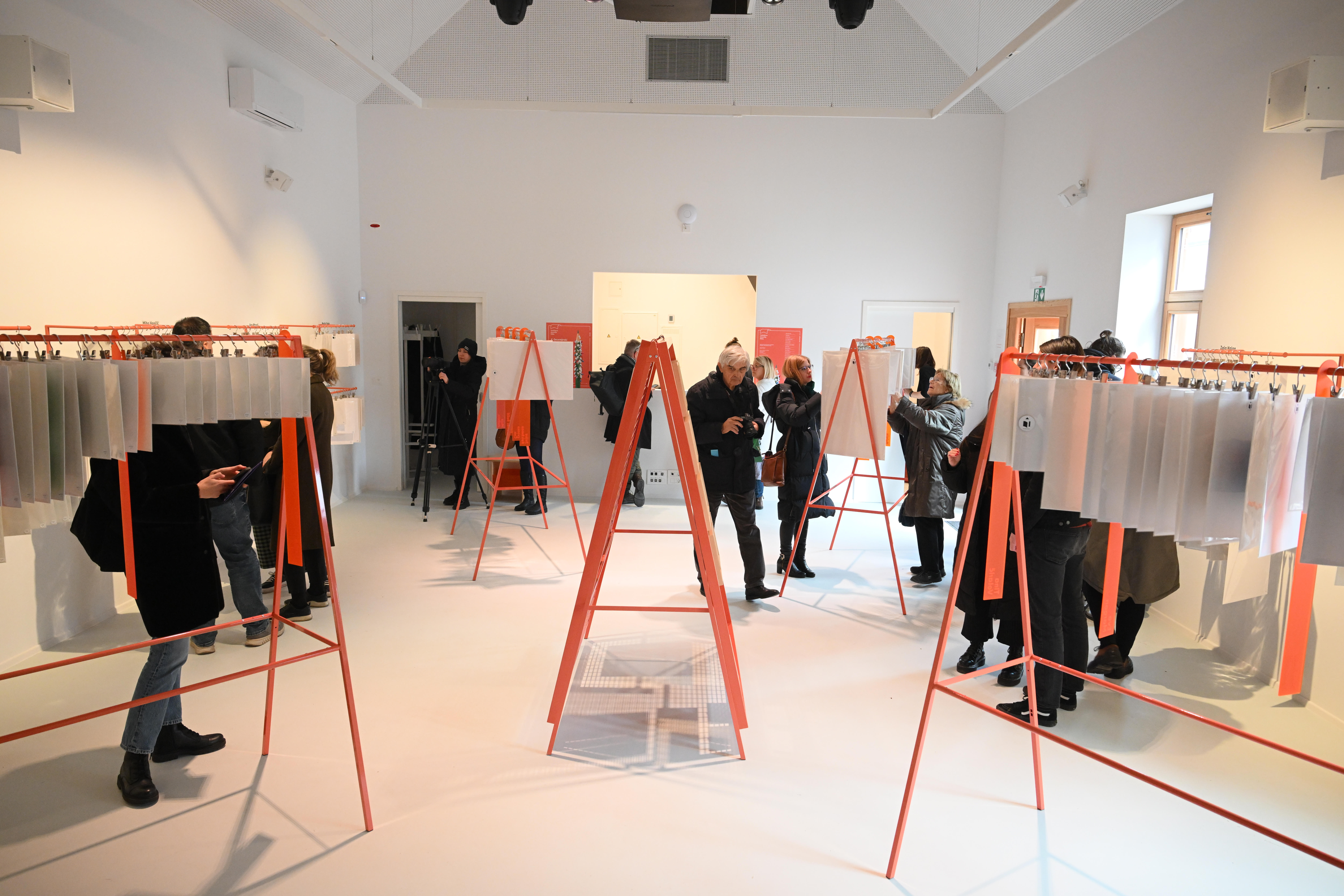 Tradicionalni Decembrskega sejma ilustracije 2024