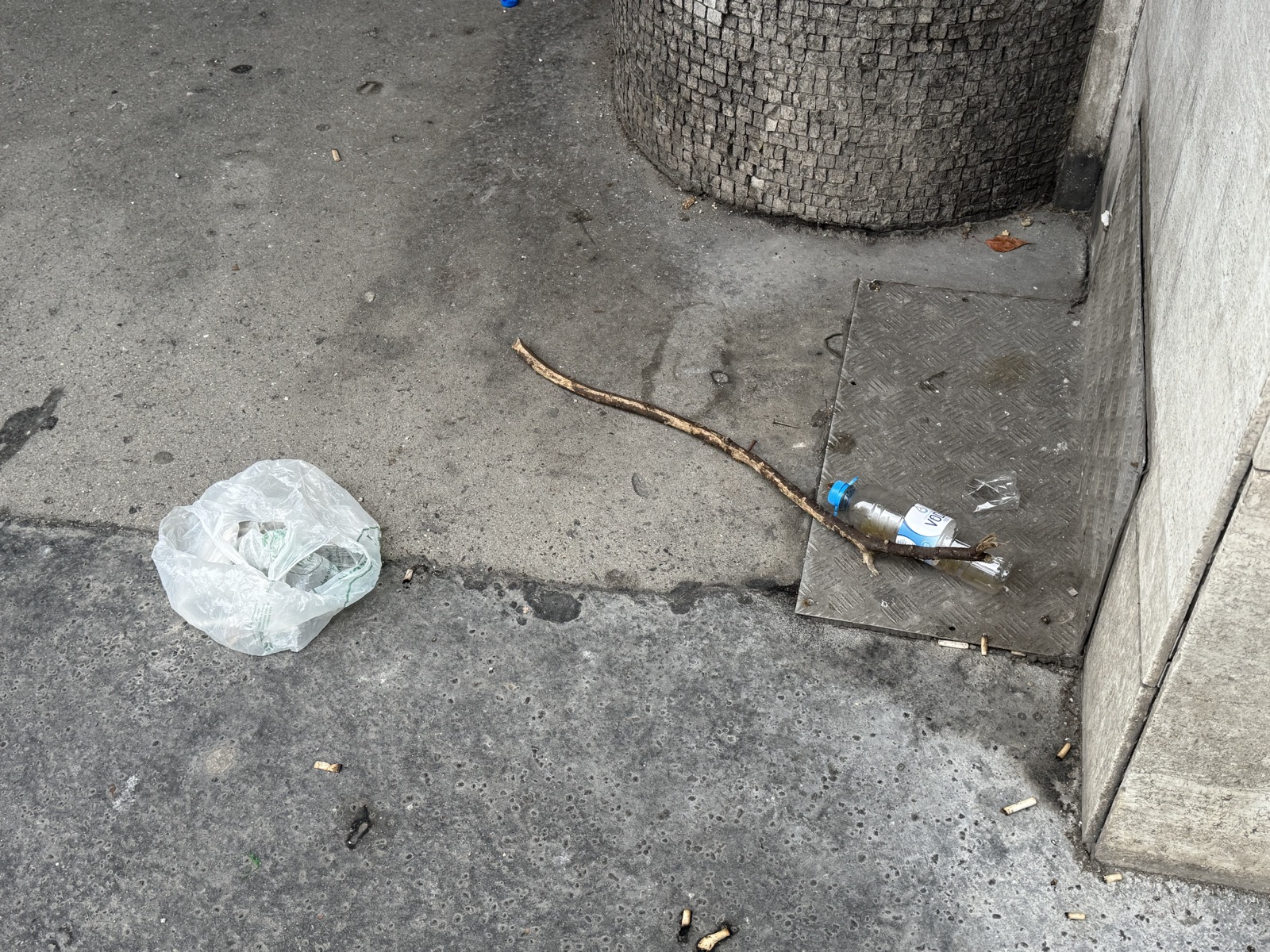 Smeti na Štefanovi ulici