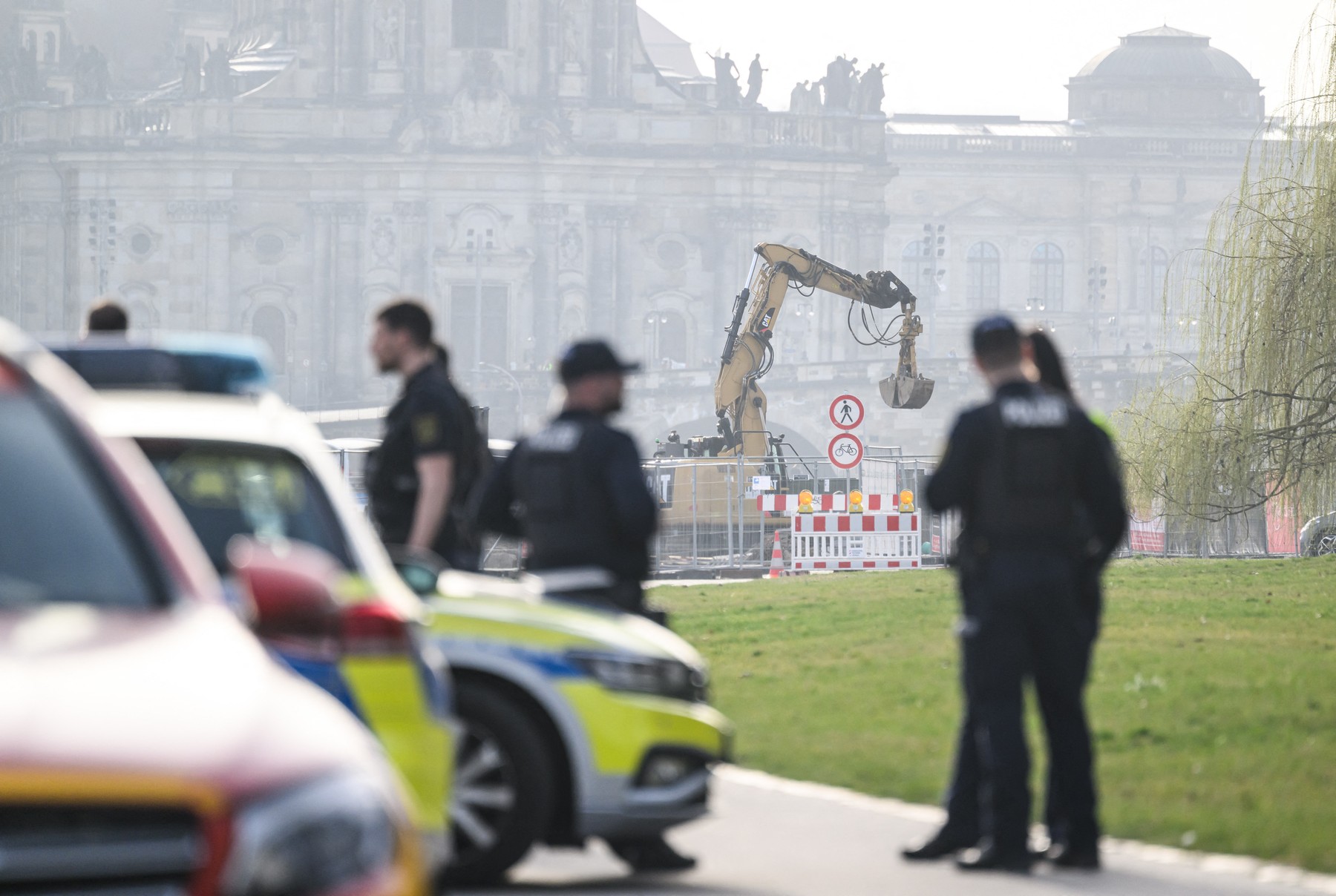 Evakuacija v Dresdenu zaradi bombe iz druge svetovne vojne