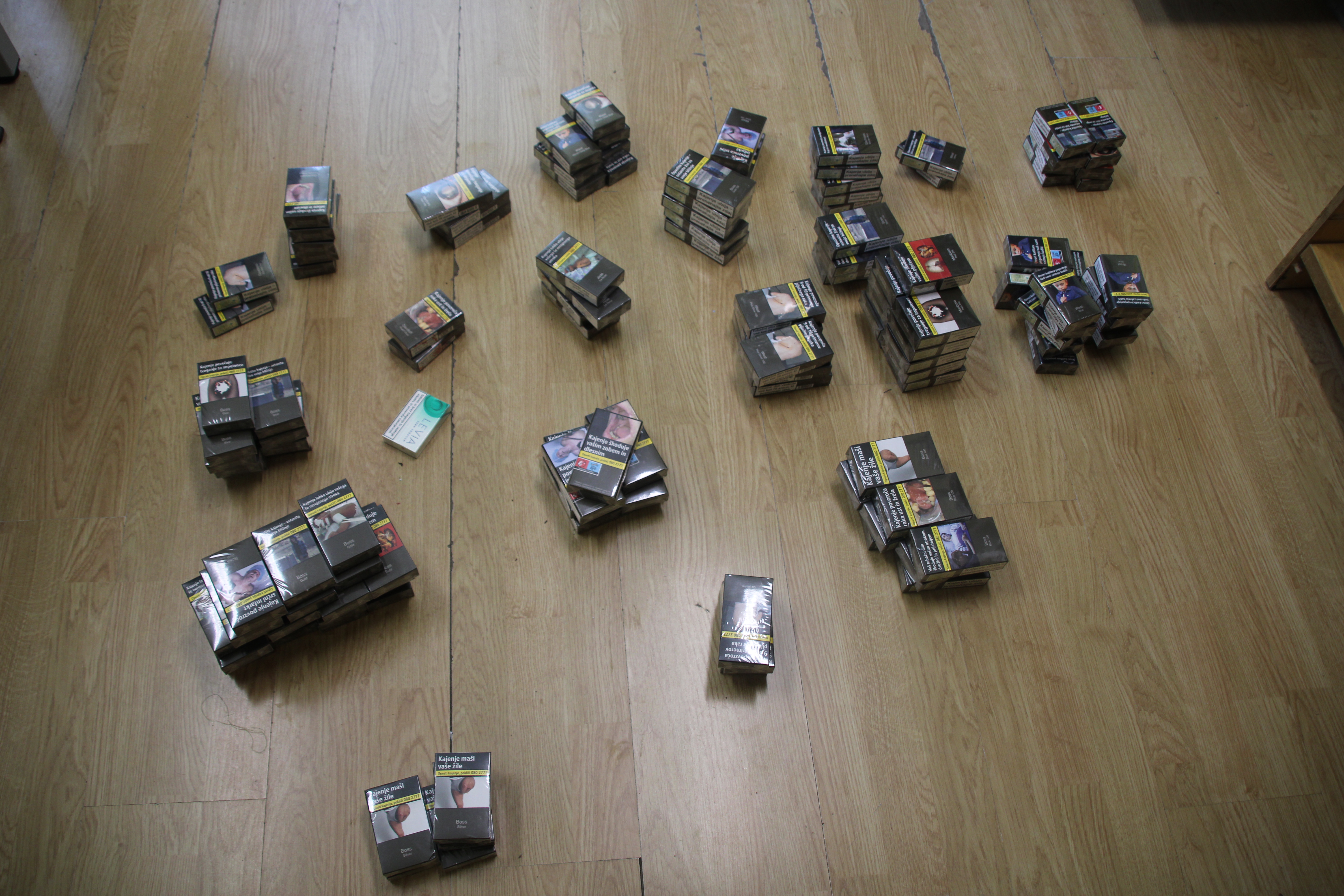 vlomi zasežene cigarete