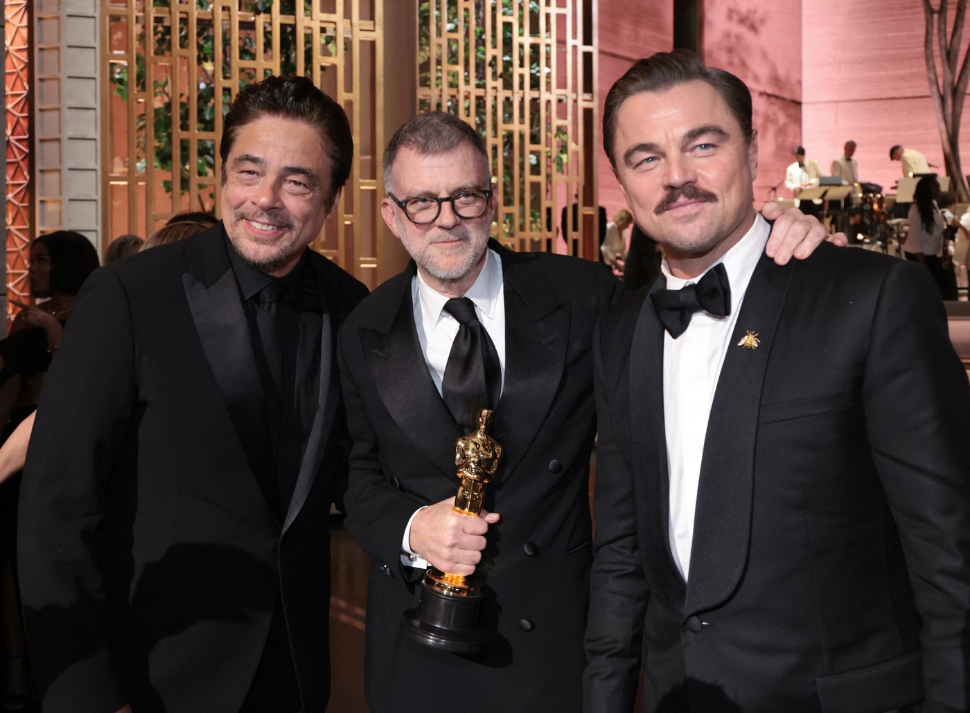 Benicio del Toro, Paul Thomas Anderson in Leonardo DiCaprio
