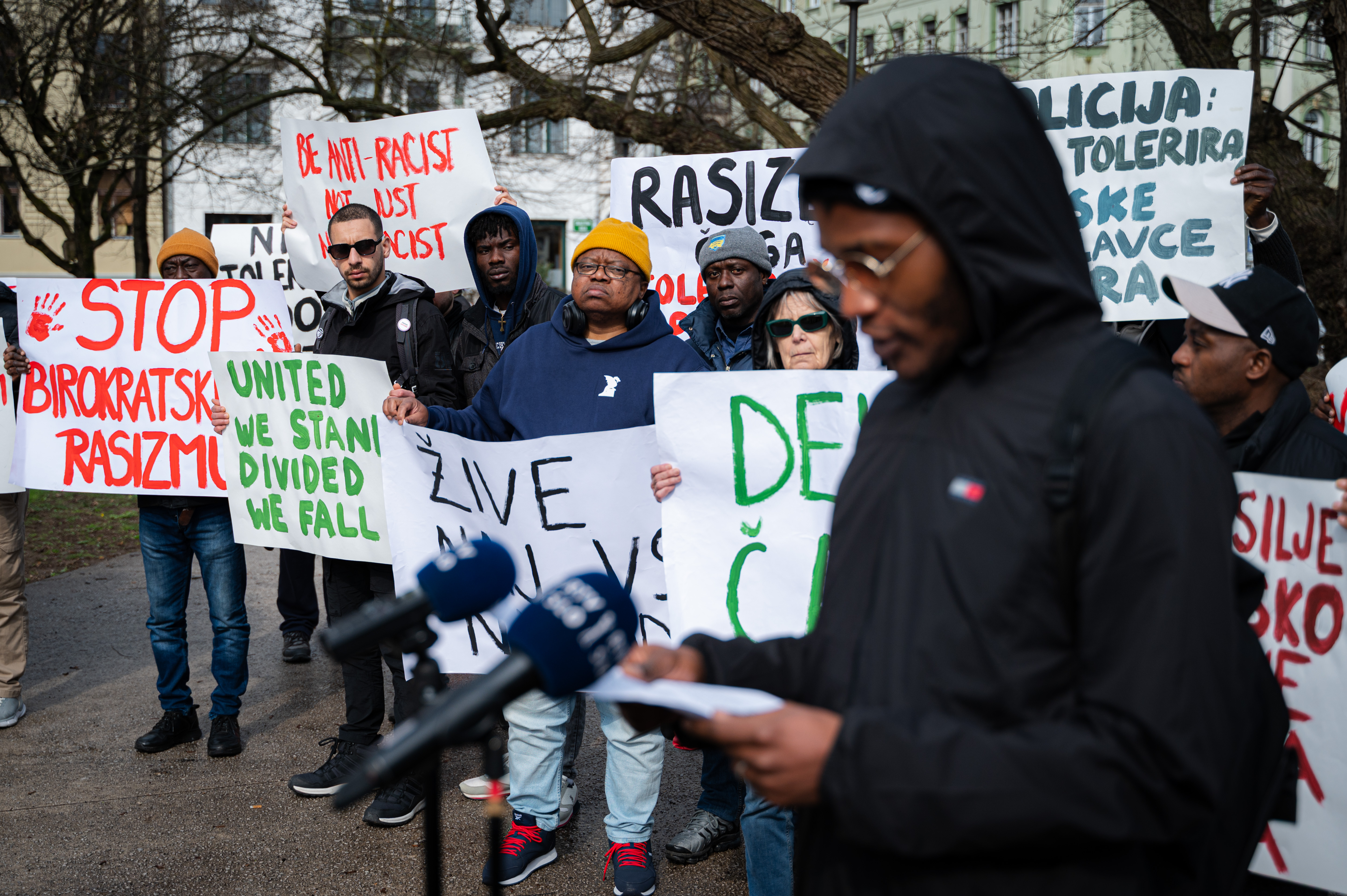 novinarska konferenca ambasade rog