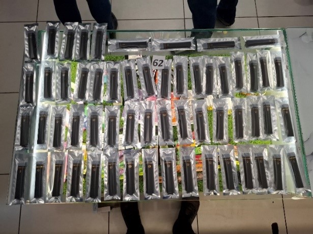 Policisti zasegli predmete, ki vsebujejo prepovedano drogo