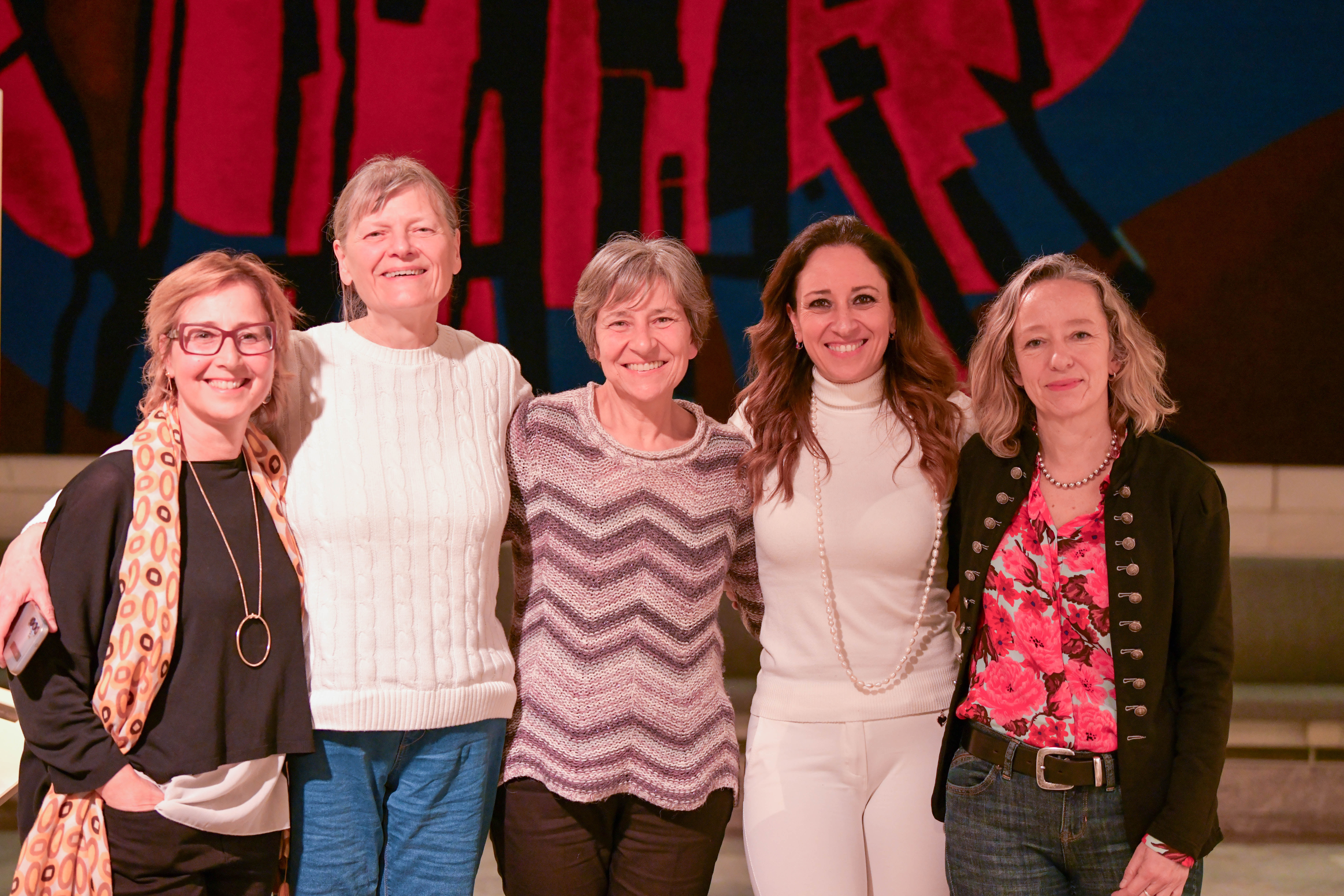 Lorena Luciano, Laura Sgro, Federica Tourn, Gloria Branciani, Mirjam Kovač, Rupnik, Nune proti Vatikanu