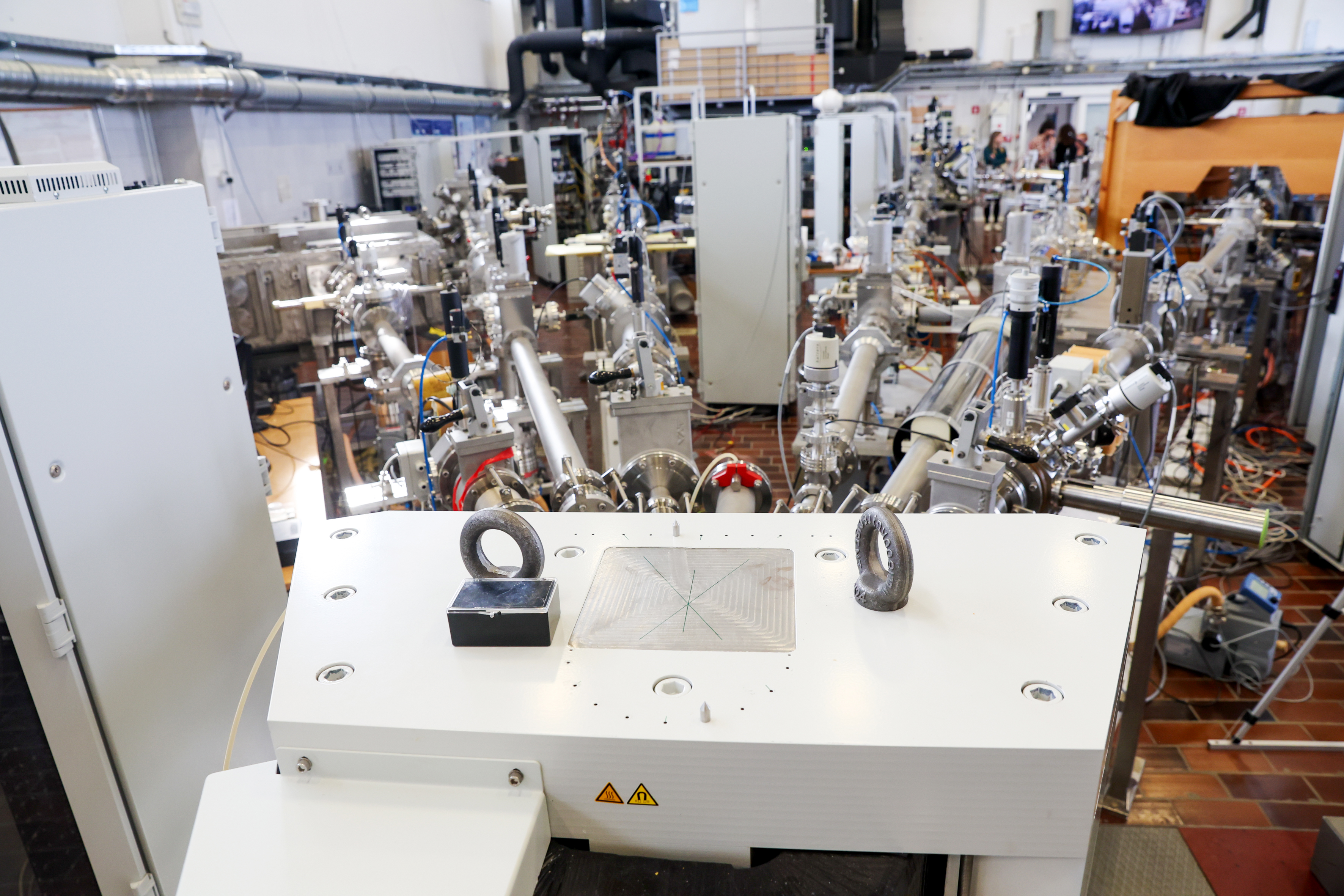 Odprtje novega pospeševalnika Tandetron