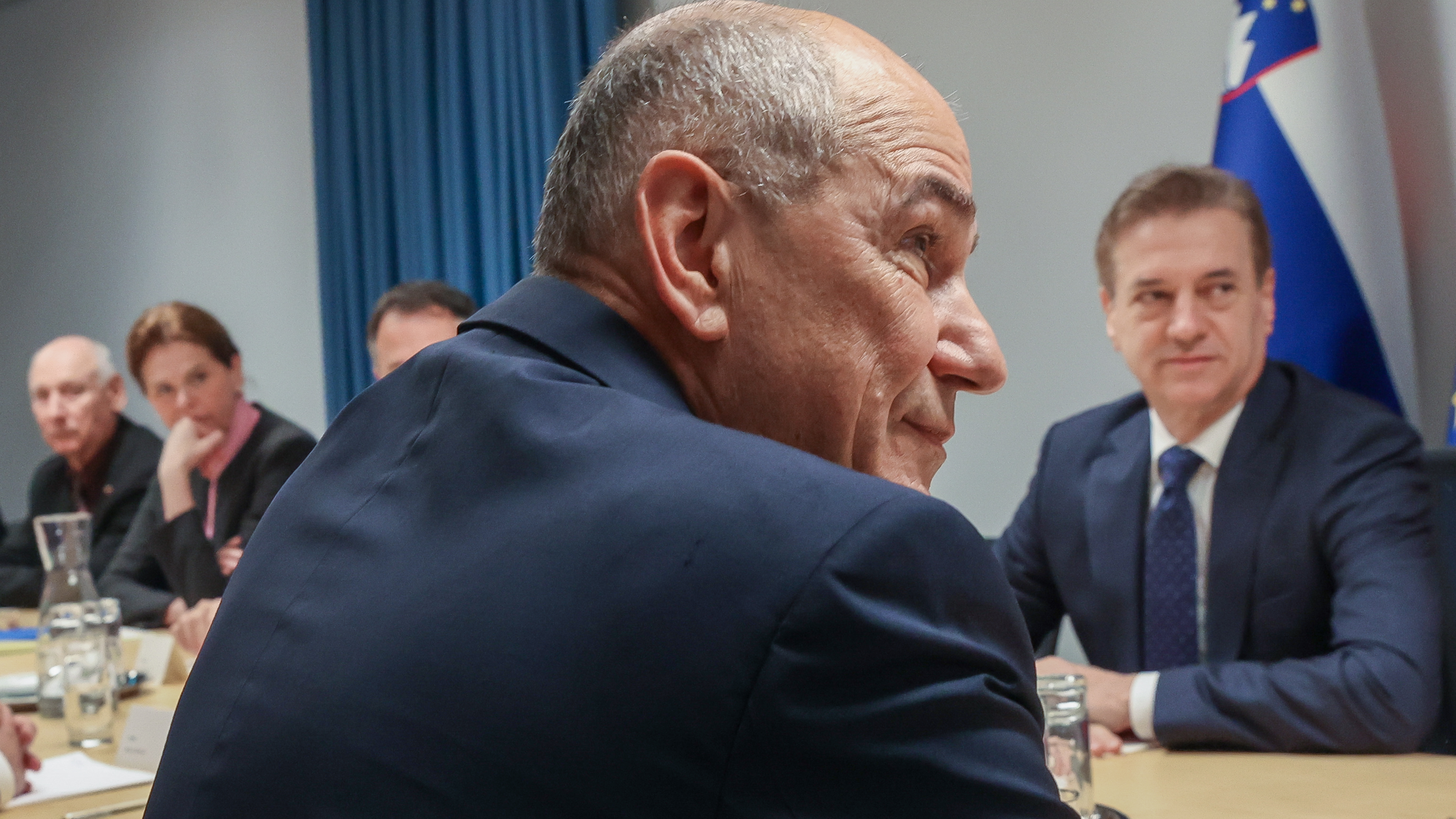 Janez Janša, Robert Golob, SNAV, Svet za nacionalno varnost