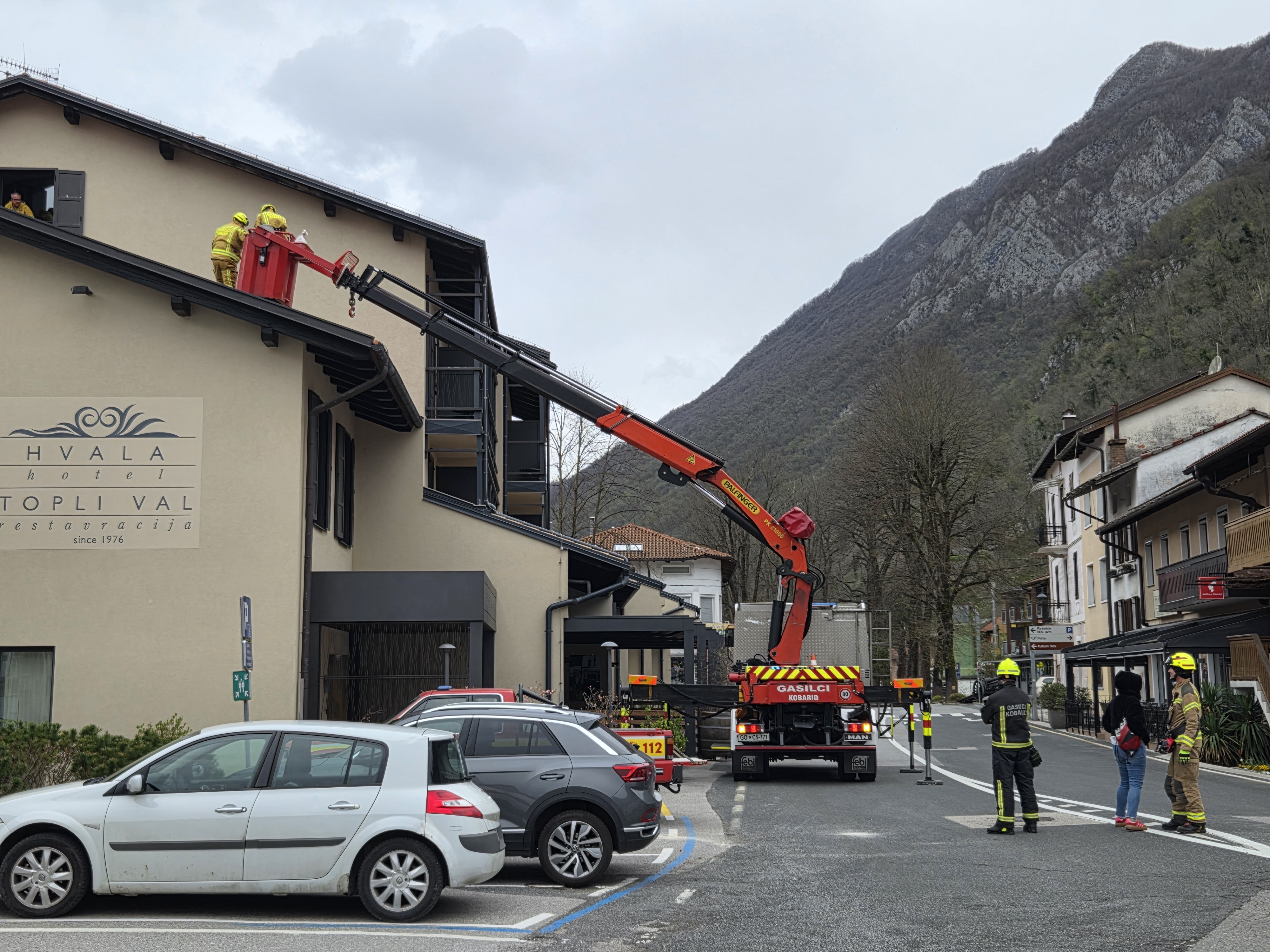 Posledice vetroloma v Kobaridu