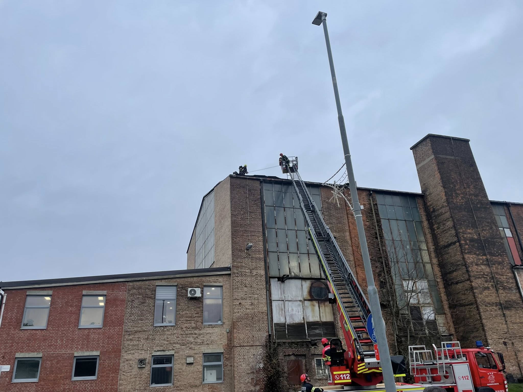 Pokrivanje streh na Pobrežju v Mariboru