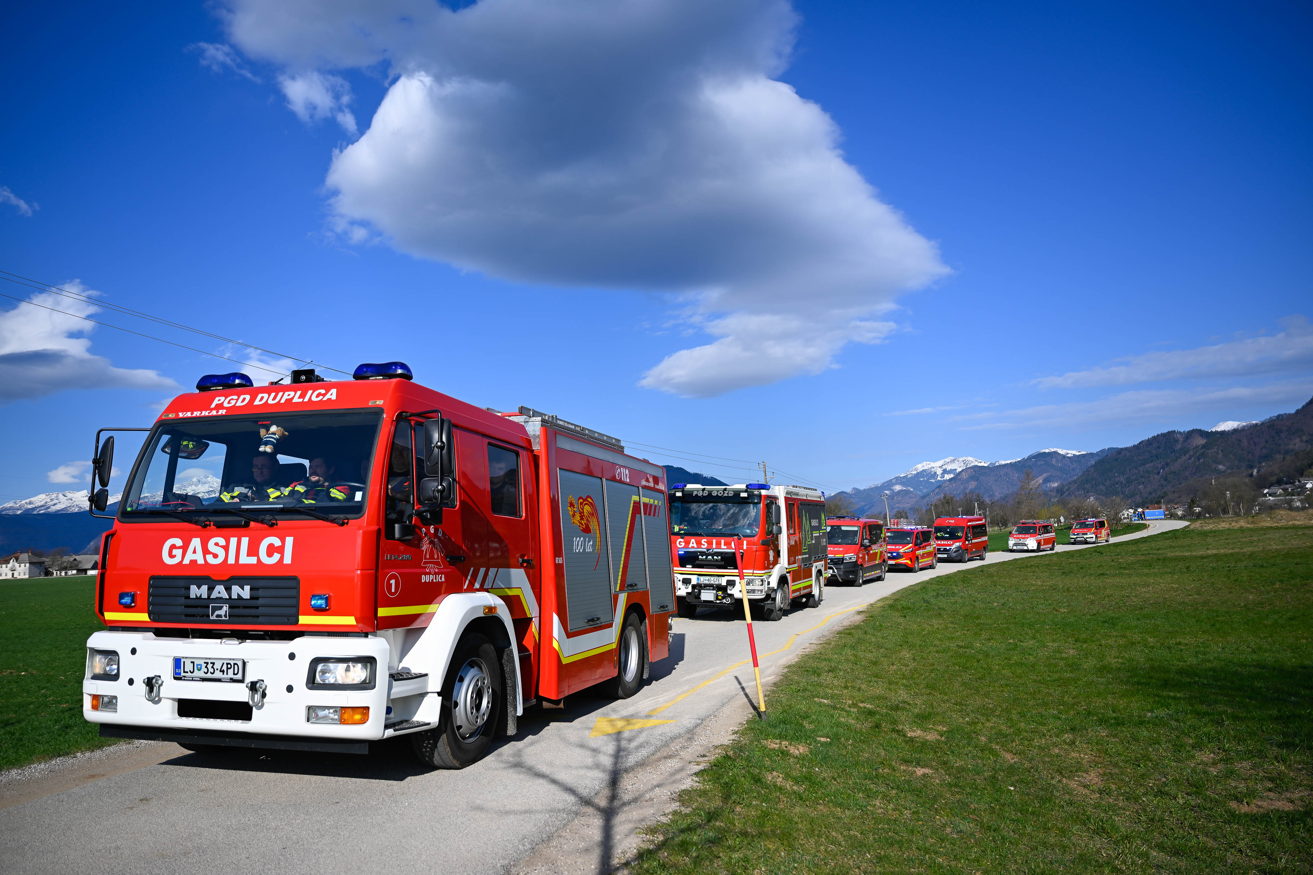 Gasilci v Žirovnici po vetrolomu