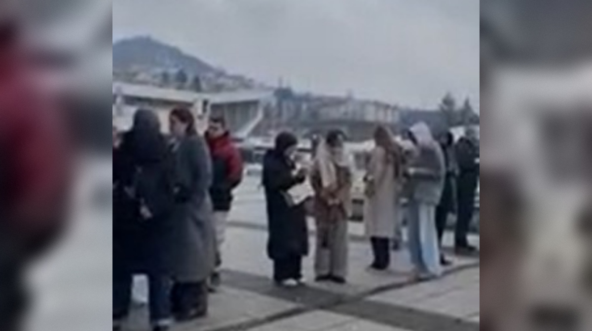 Sarajevo gneča za vstopnice Dina Merlina