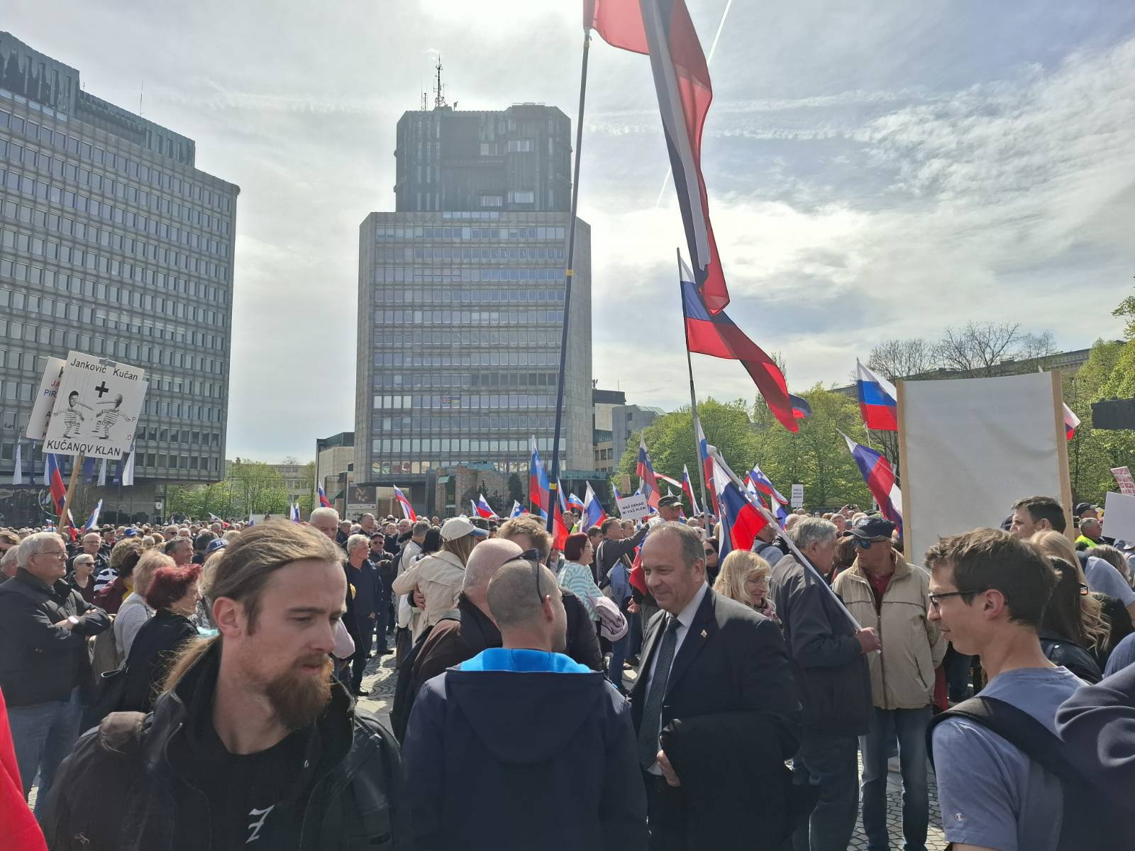 Protikorupcijski shod