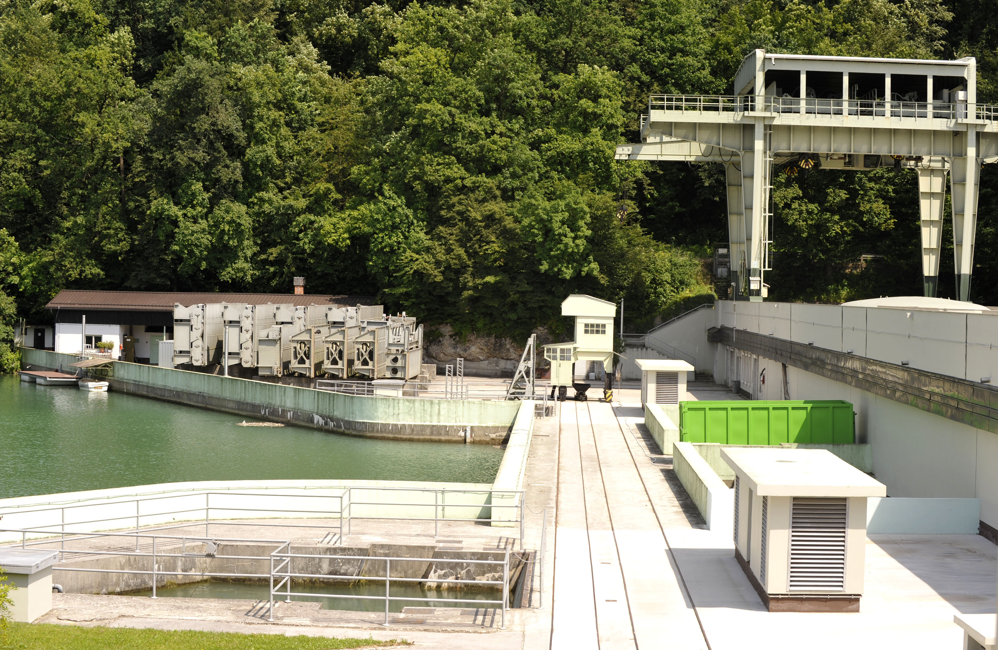 Del jezu Hidroelektrarne Medvode