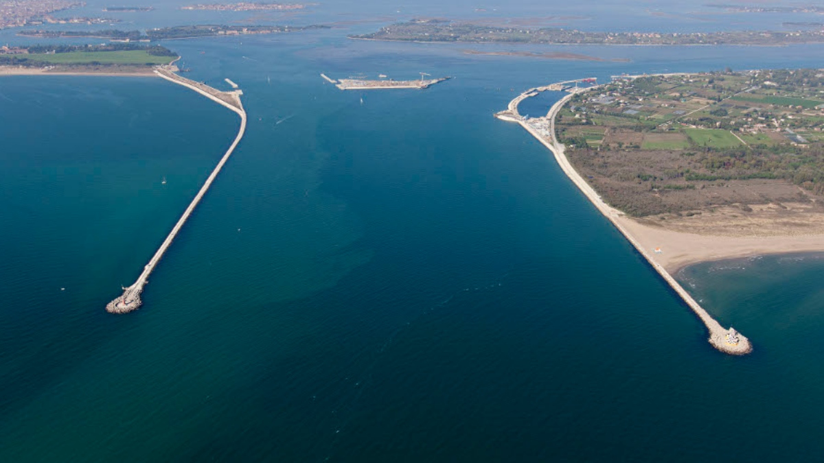 sistem MOSE za zaščito Benetk pred poplavami
