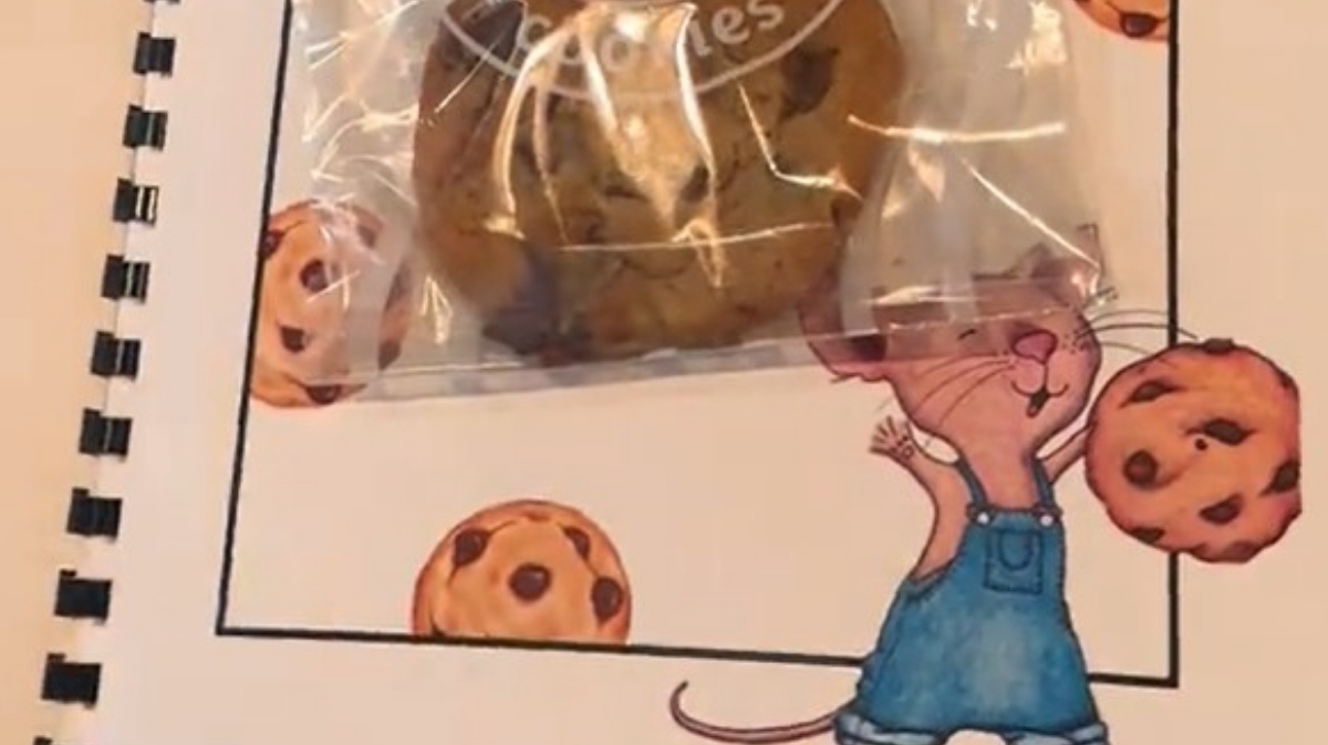 darilo s piškotkom za učitelje, ki je postalo viralno