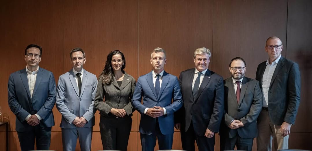 Peter Magyar, Tisza, EU, milijarde evrov