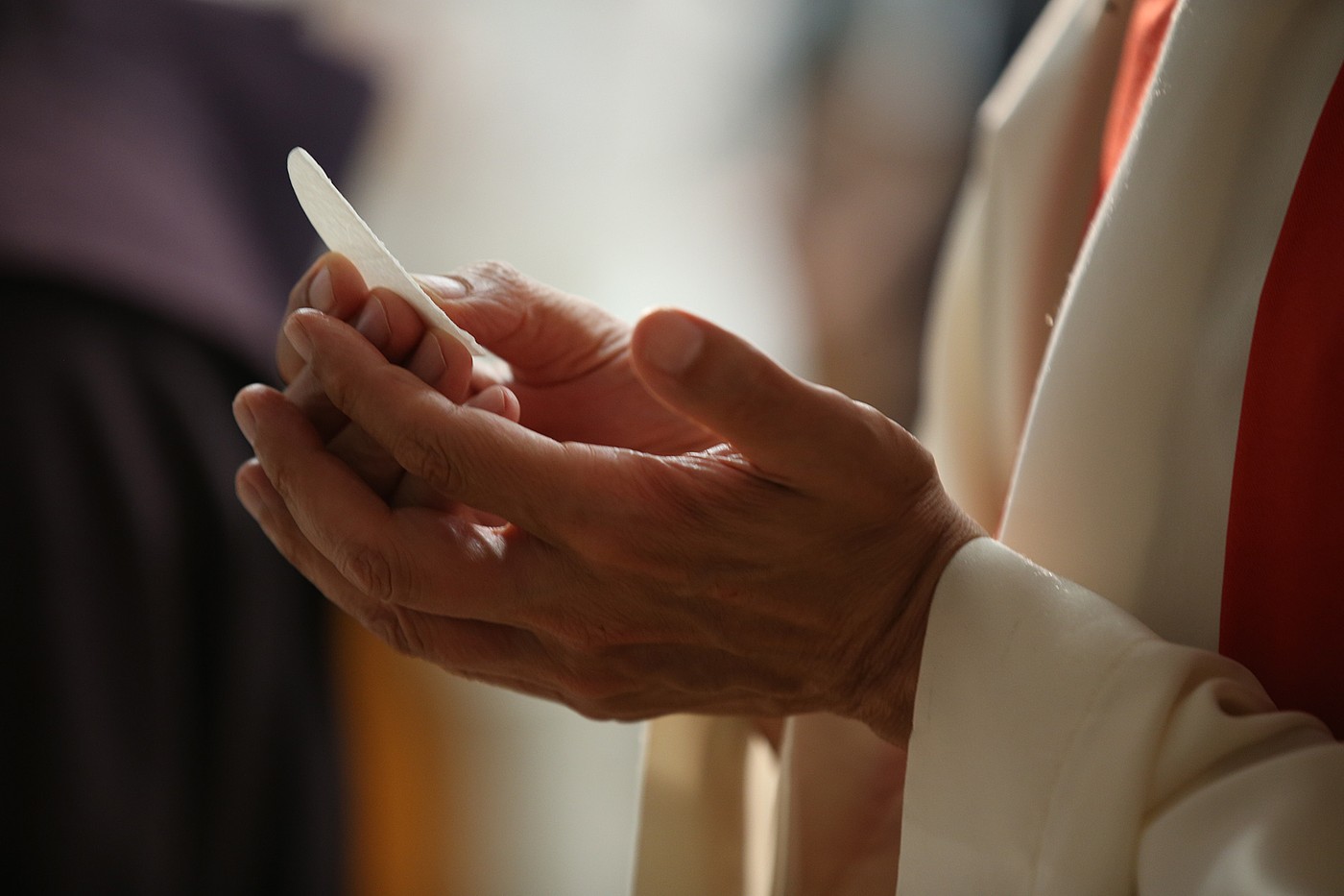 Sveta maša, hostija , obhajilo