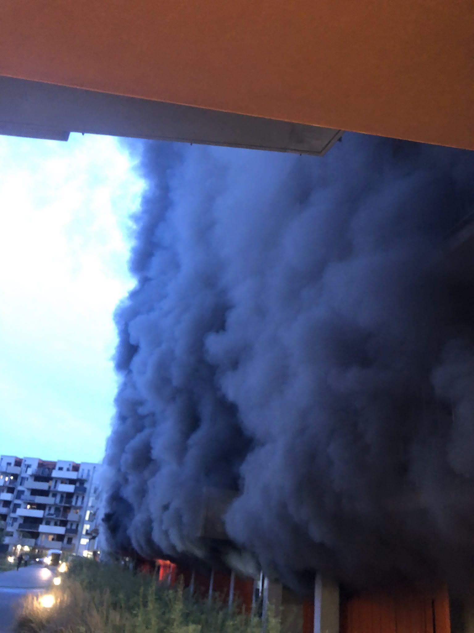 Požar v stanovanjskem kompleksu v Gradcu