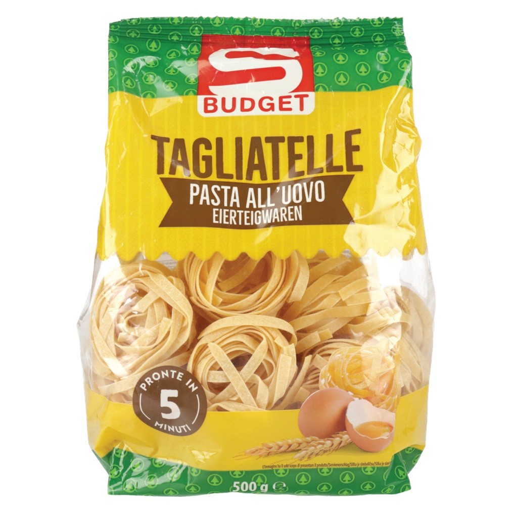 Umik S BUDGET sušenih jajčnih testenin tagliatelle.