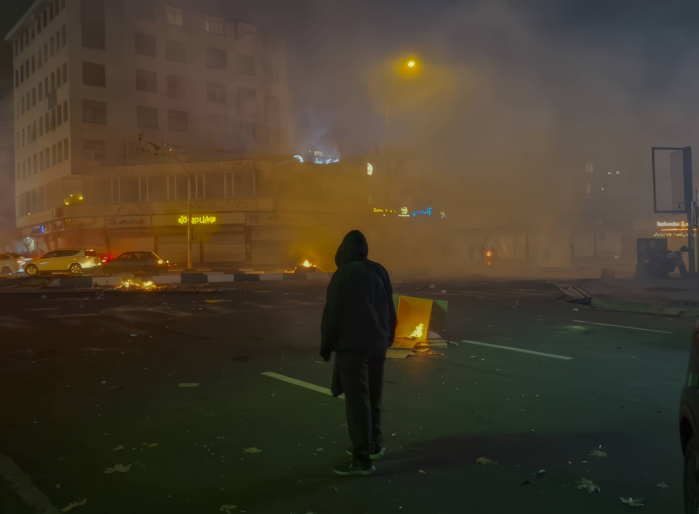 Protesti pred verskim uradom v Teheranu 8. januarja