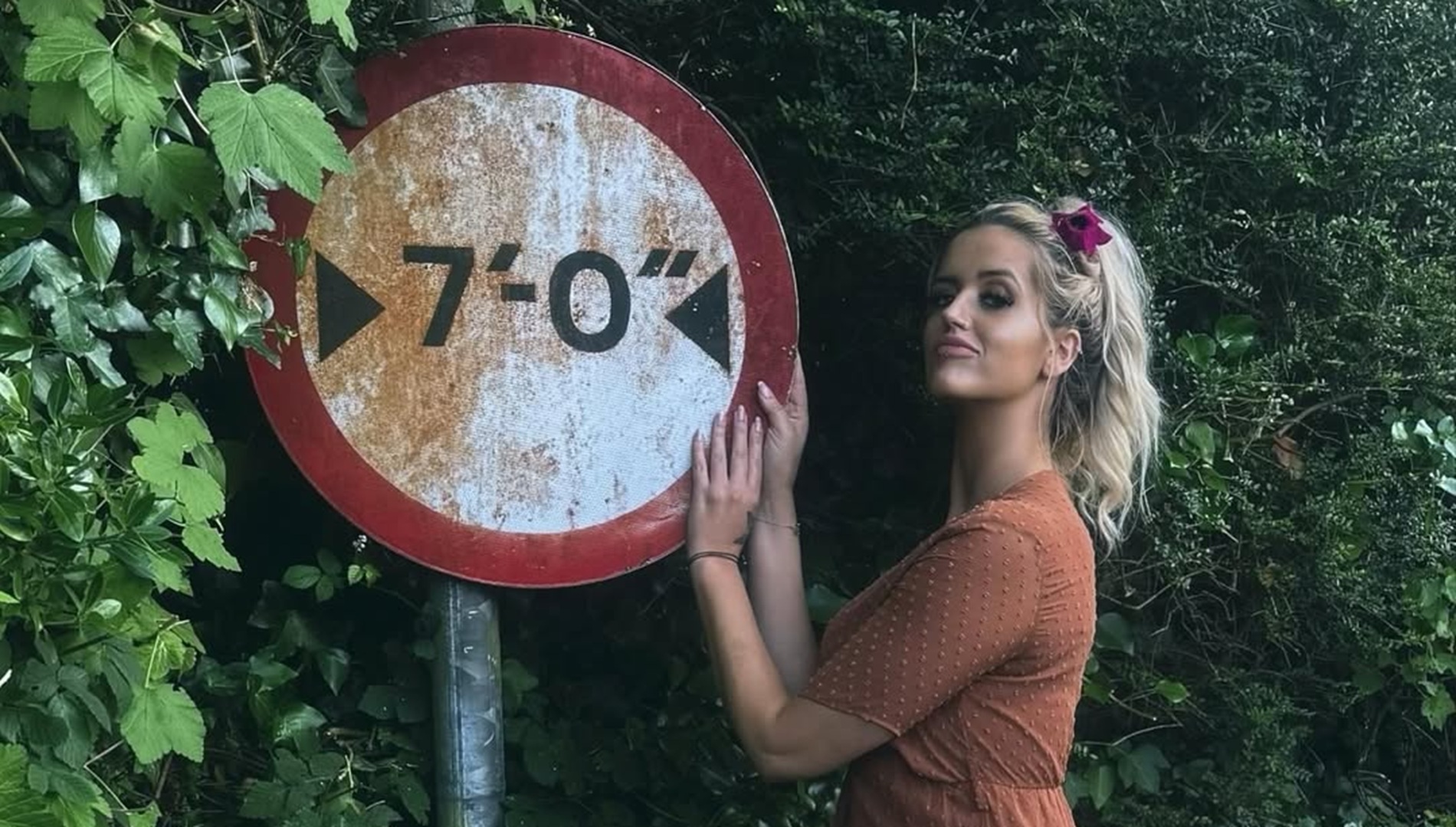 Lizzy Jade Groombridge