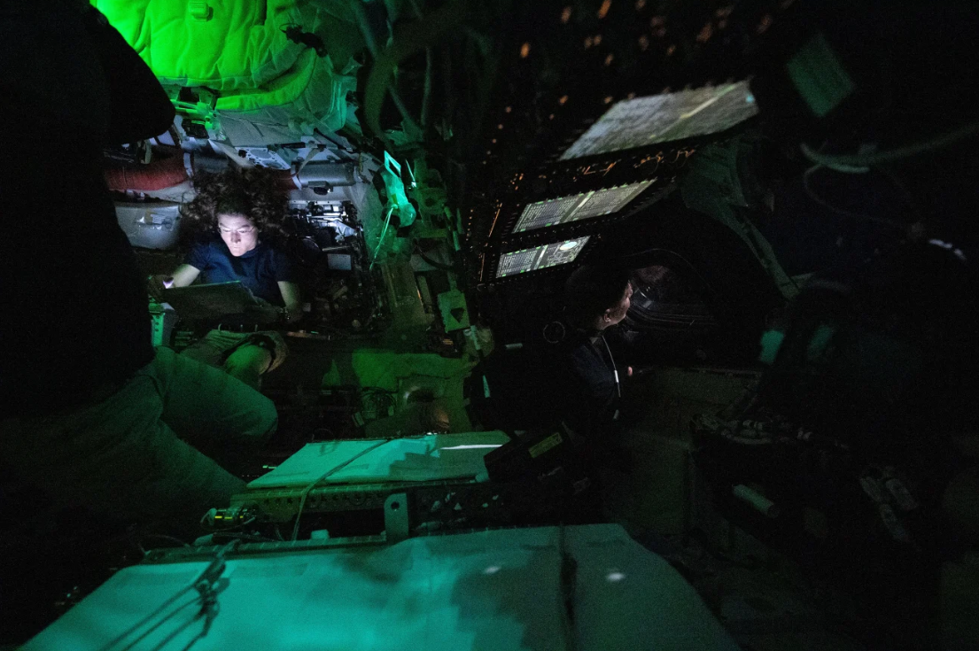 Pogled iz vesoljskega plovila Orion.