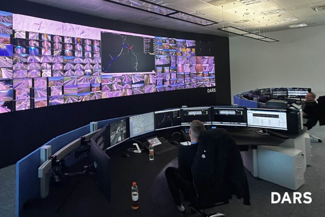 Dars odprl nov prometni nadzorni center v Mariboru