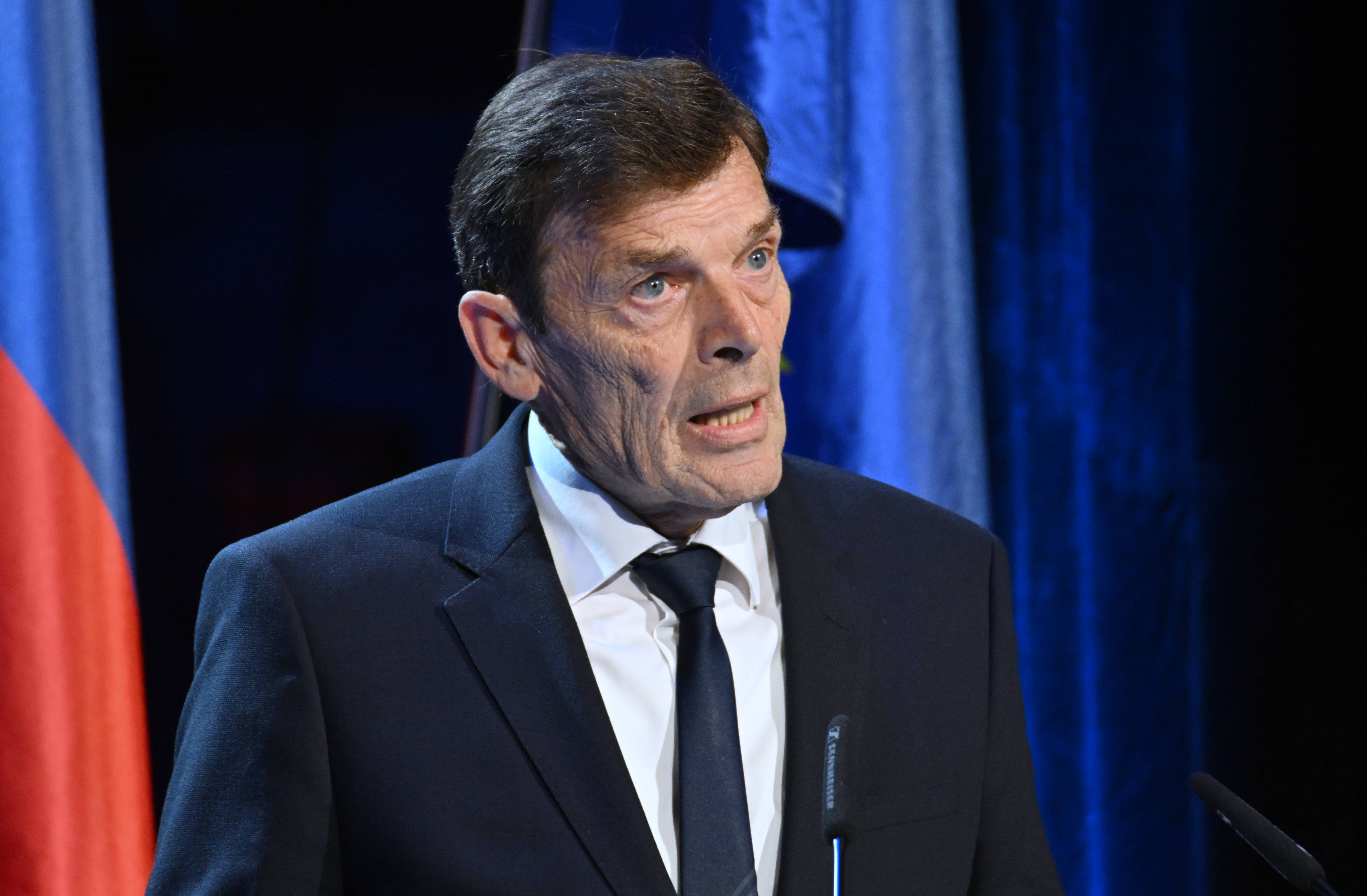 Minister za vzgojo in izobraževanje Vinko Logaj