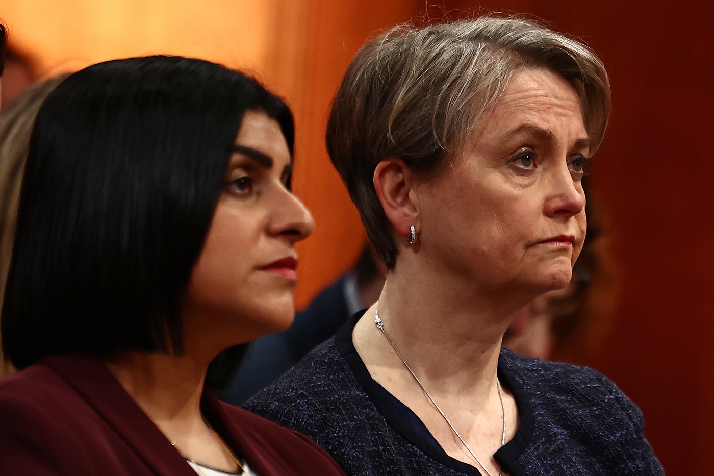 Britanska notranja ministrica Shabana Mahmood in zunanja ministrica Yvette Cooper