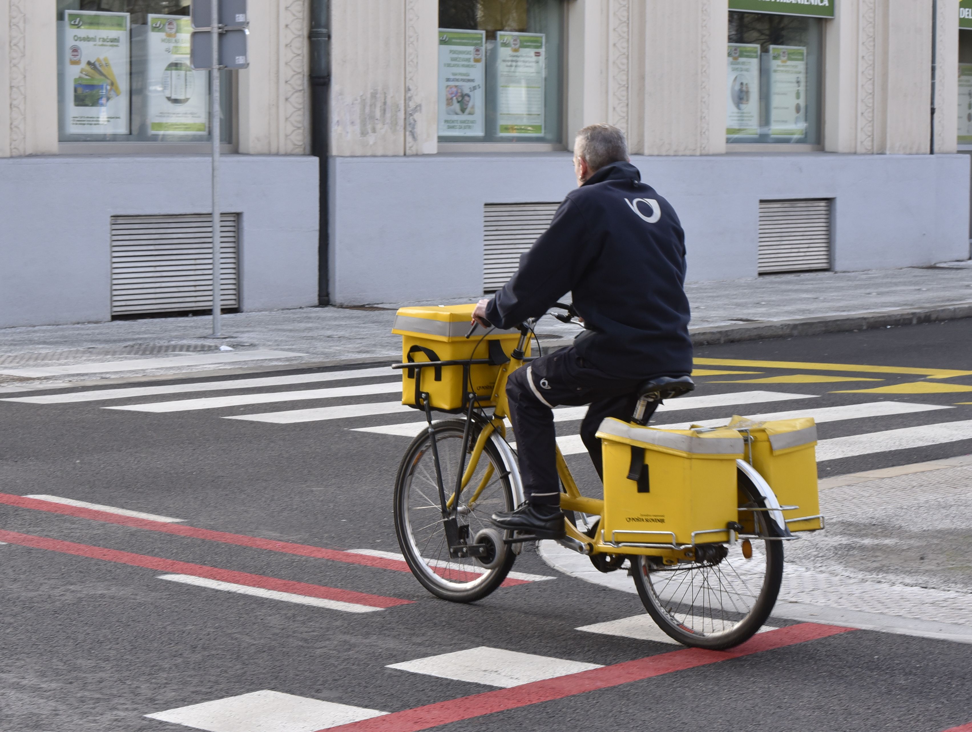 Slovenija, Ljubljana, 29.01.2019 Pošta, poštar