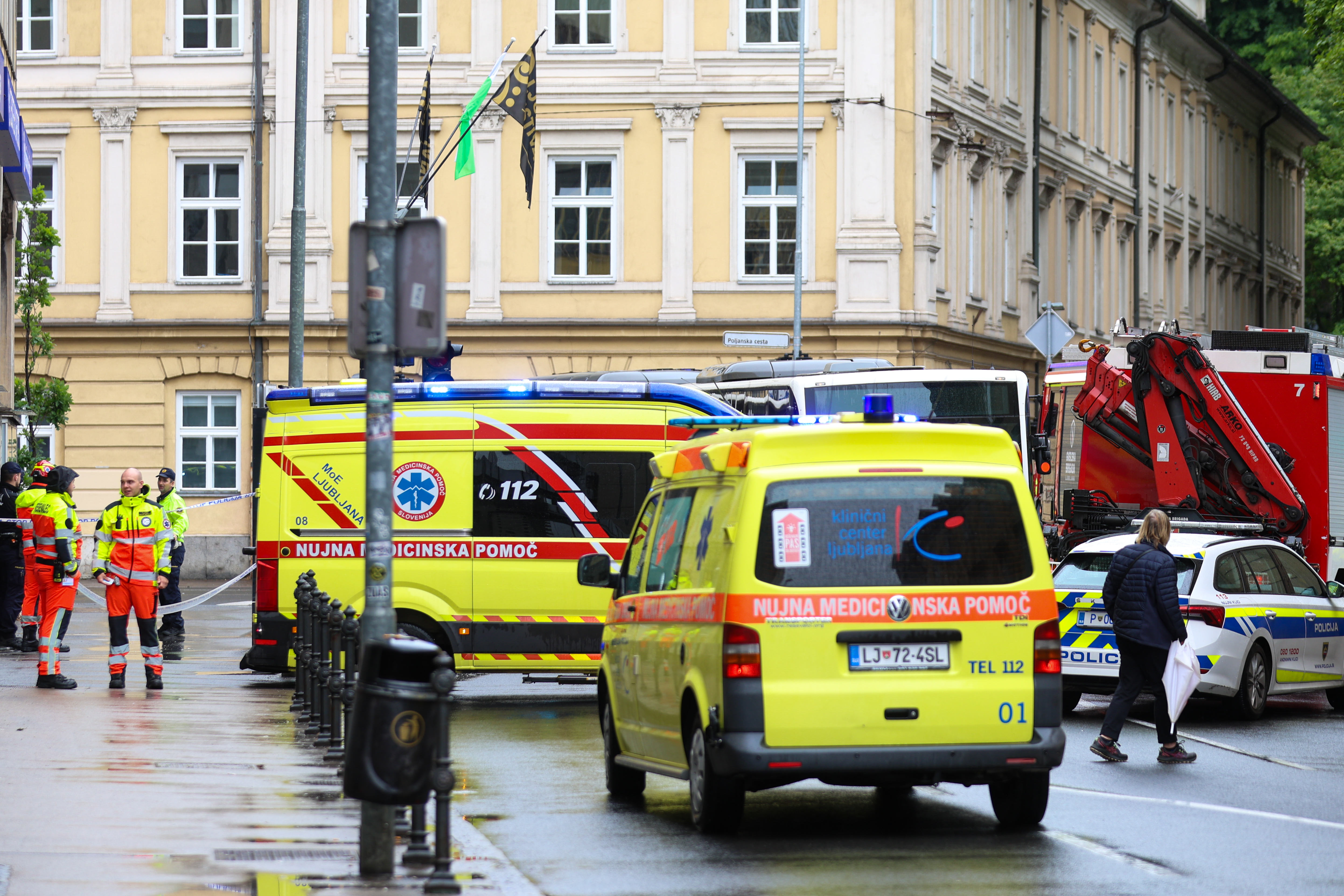 Mestni avtobus v Ljubljani povozil peško