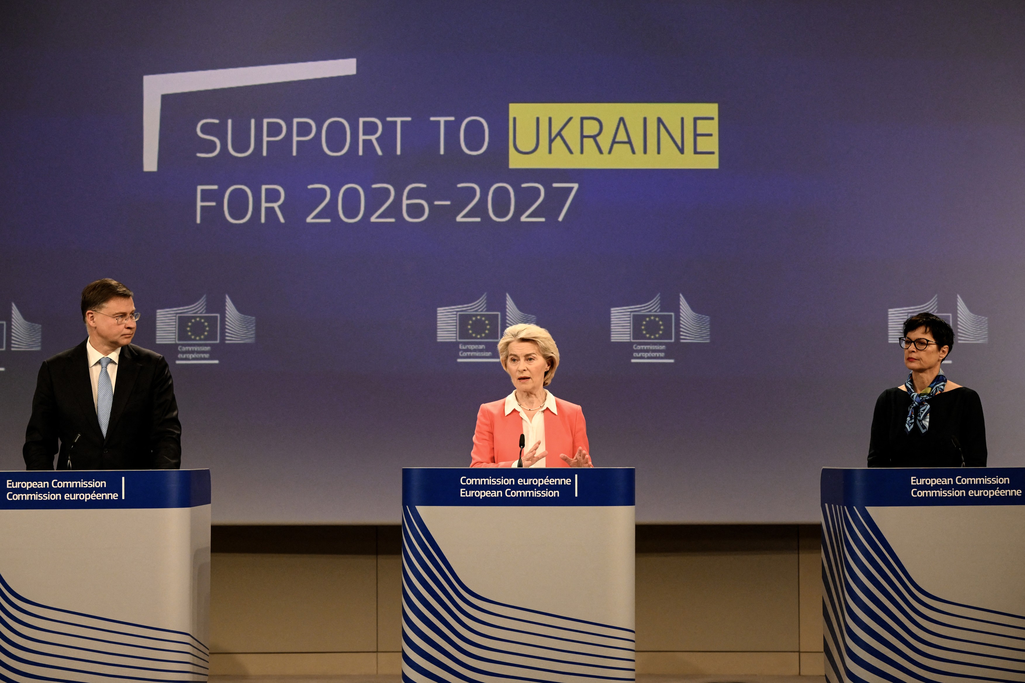 Valdis Dombrovskis, Marta Kos, Ursula von der Leyen
