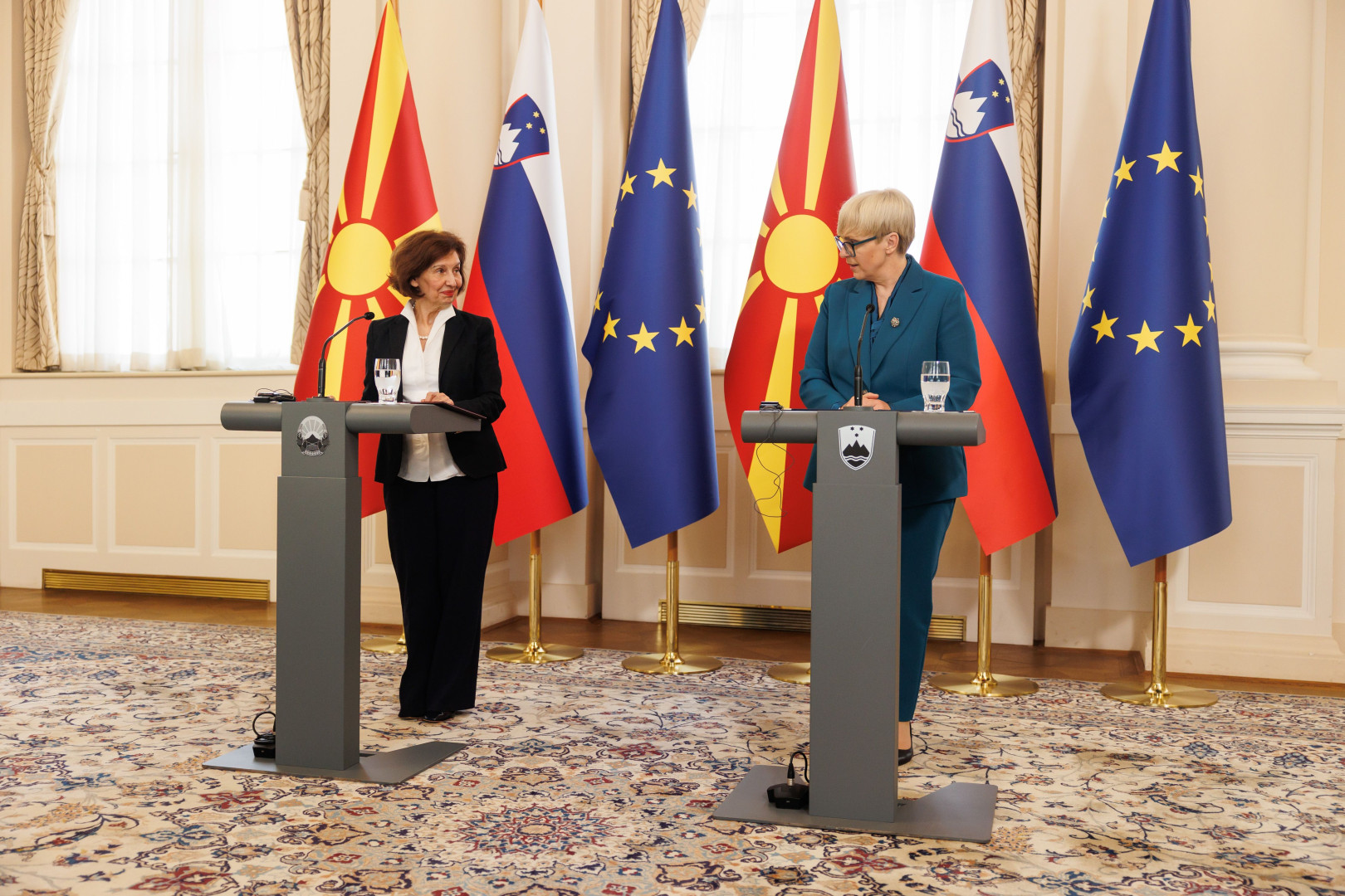 Tiskovna konferenca Nataša Pirc Musar