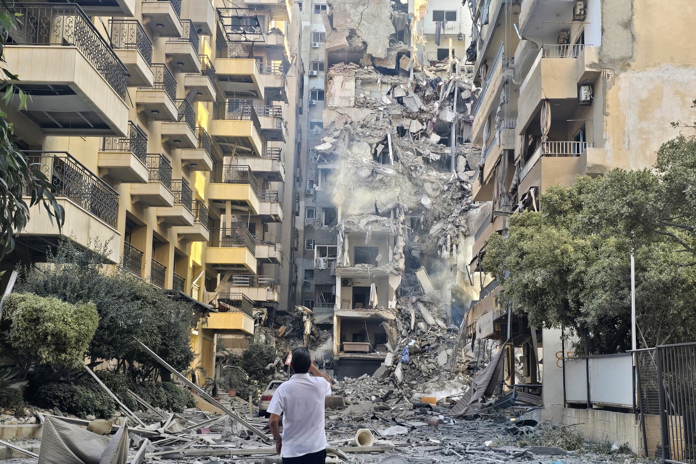 Izrael napadel mesto Tir v Libanonu