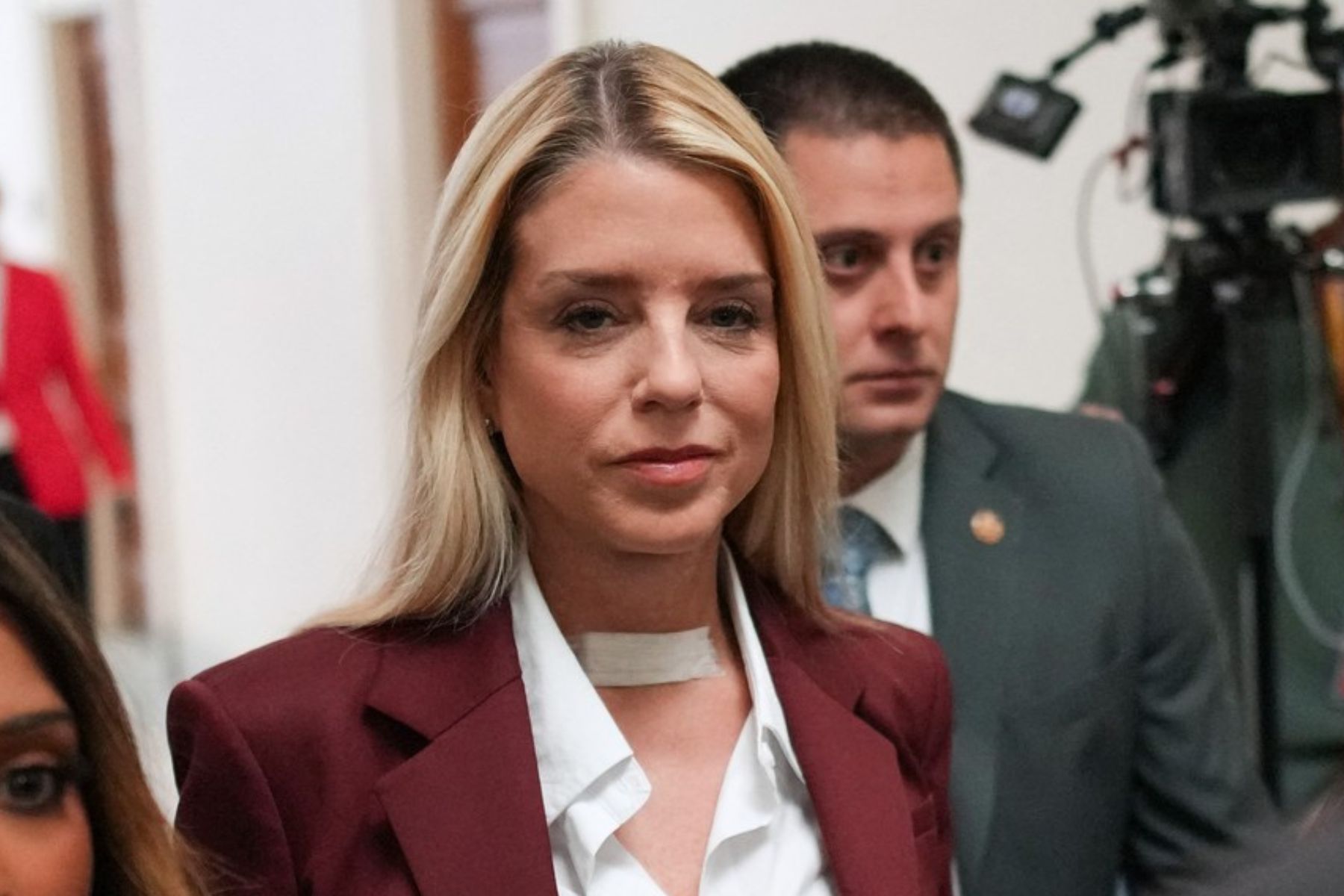 Nekdanja pravosodna ministrica ZDA Pam Bondi