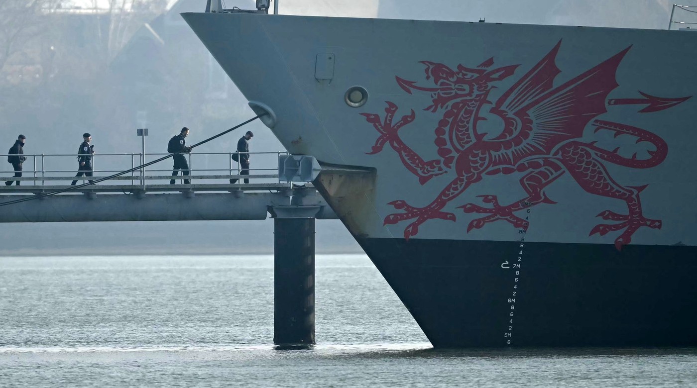 Britanski rušilec Dragon