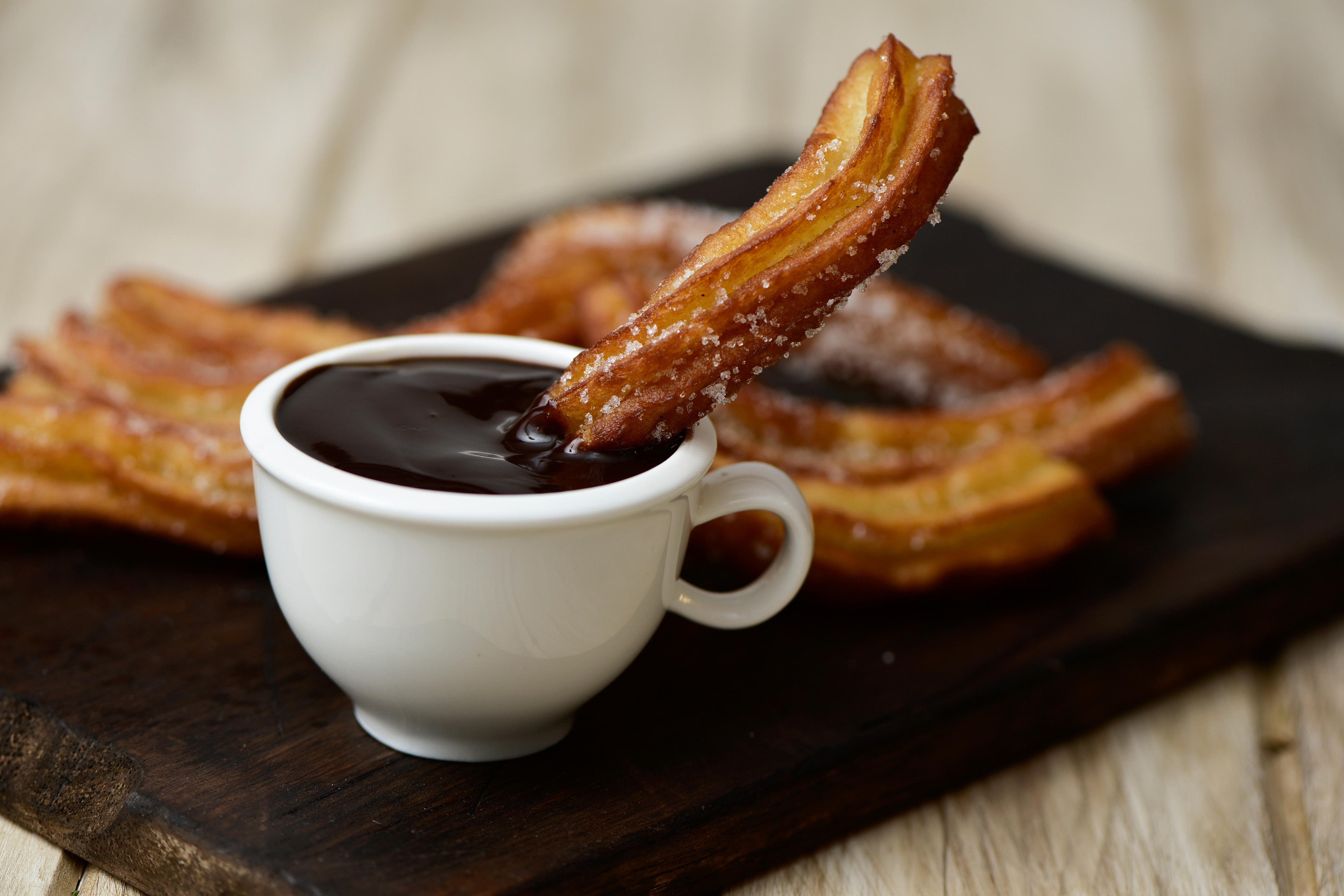 Churros in čokolada