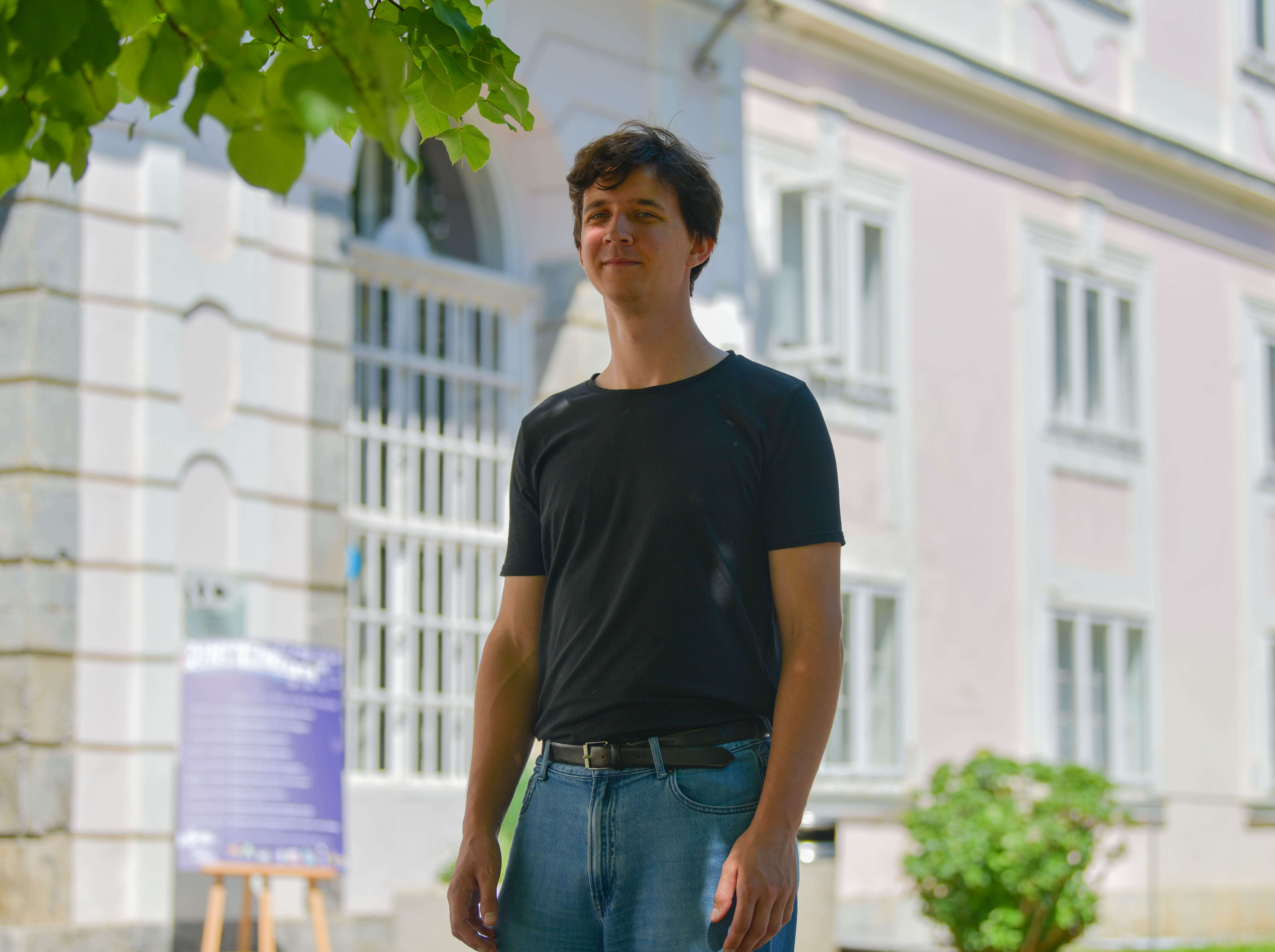 Dejan Juhart
