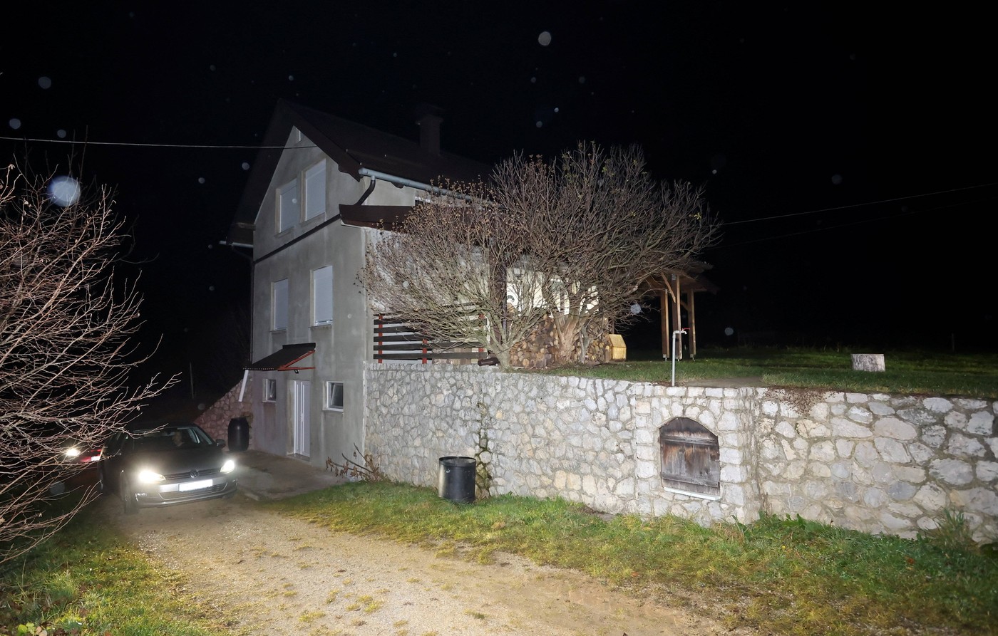 Hiša, kjer je družina živela svoje izolirano življenje