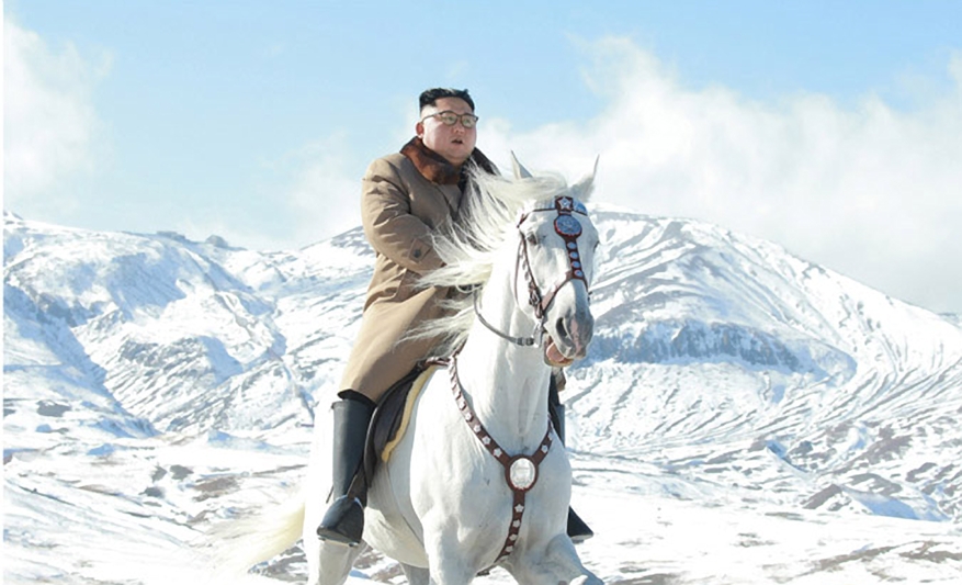 Kim Džong Un na gori Paektu